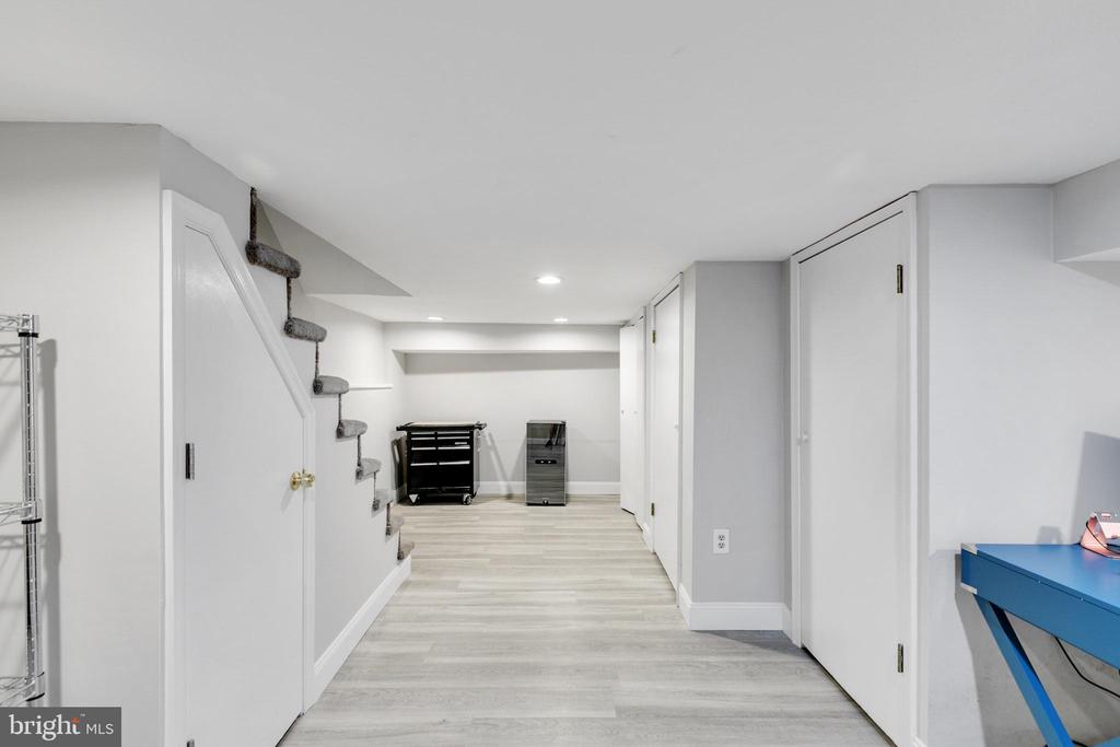 1704 Lombard St