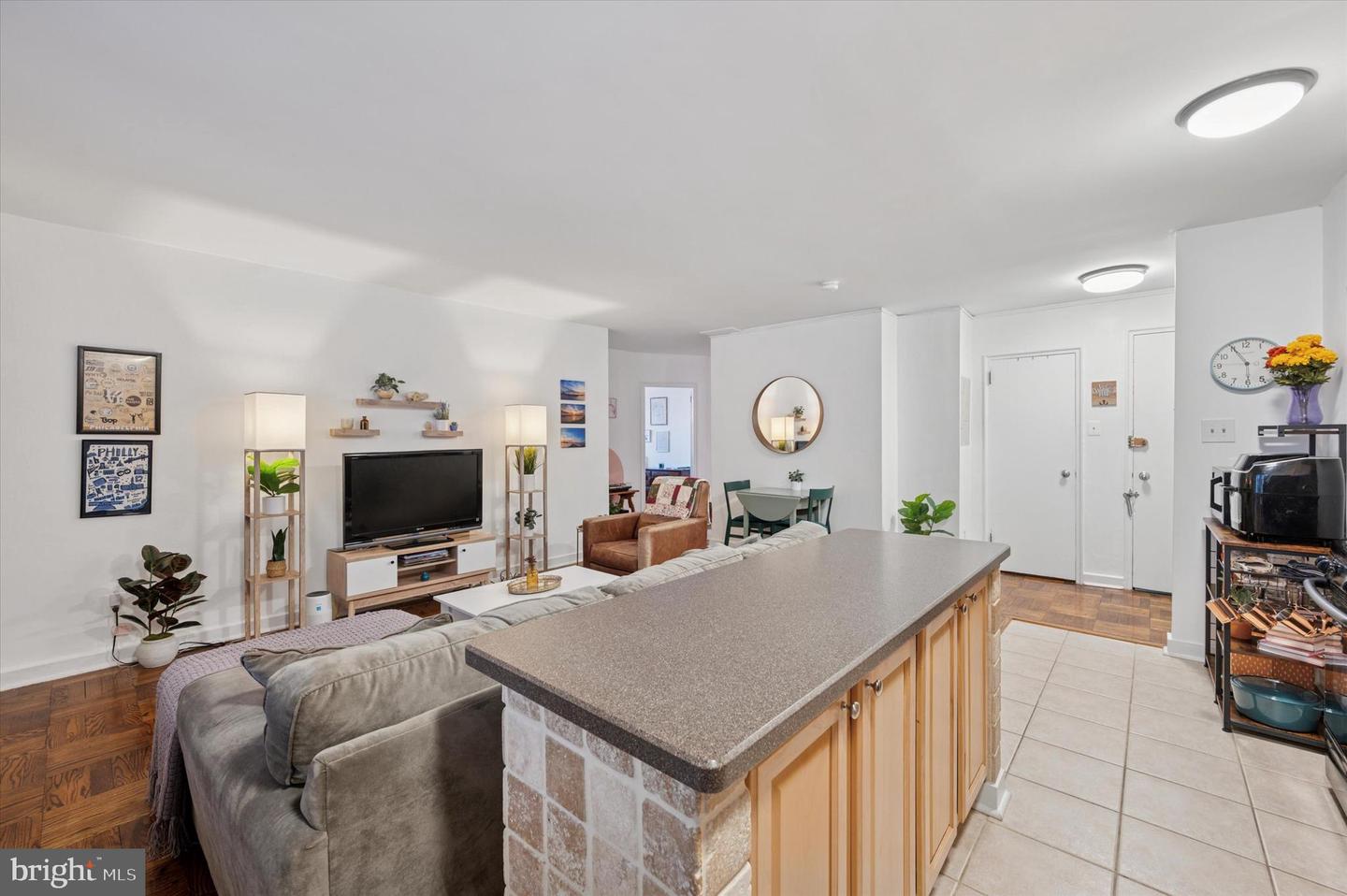 2601 Pennsylvania Ave #252