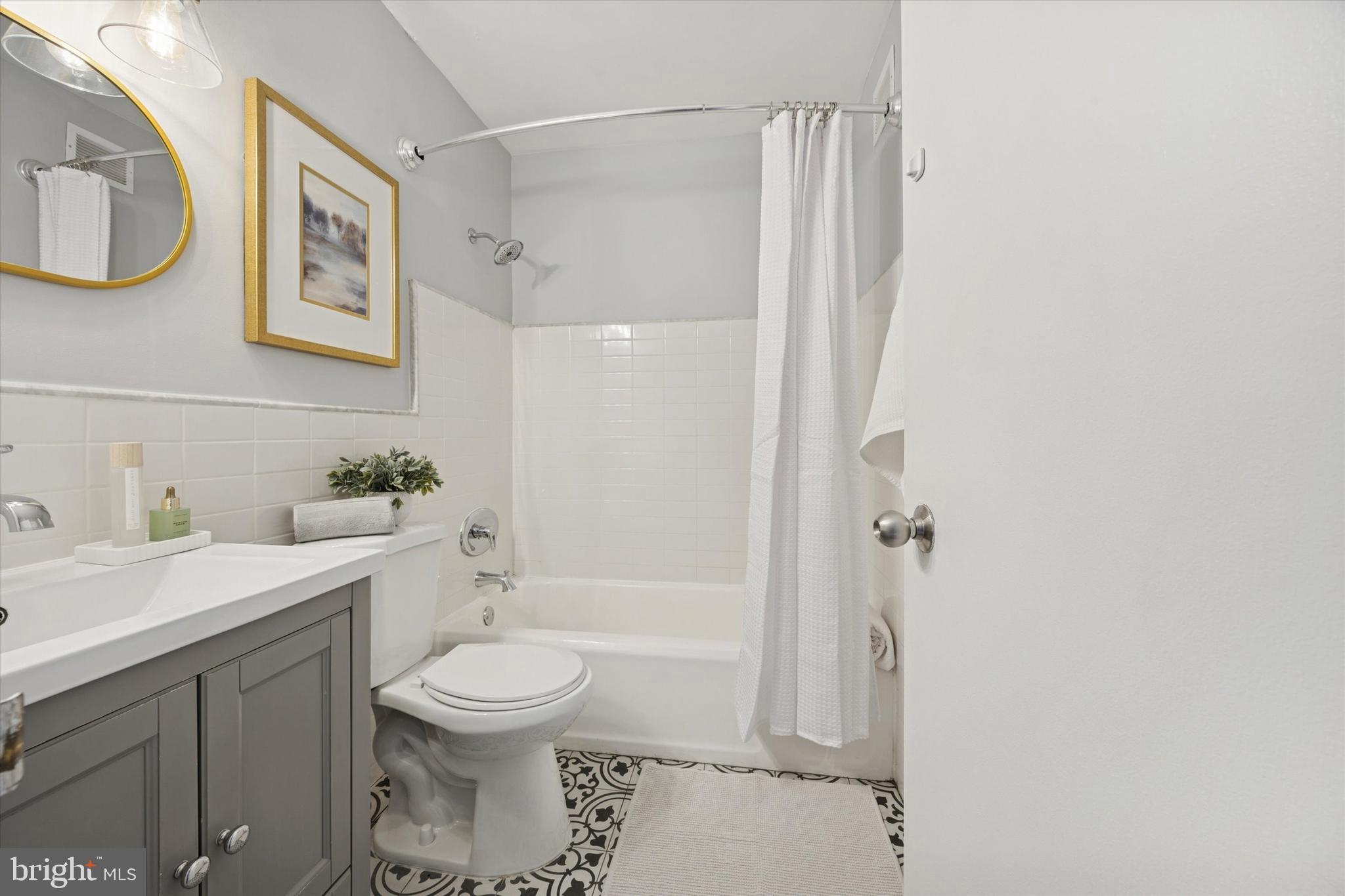 2601 PENNSYLVANIA AVENUE 252