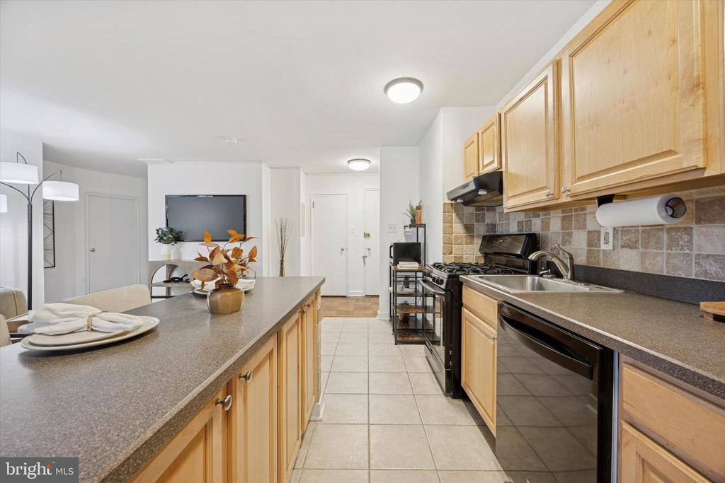 2601 PENNSYLVANIA AVENUE 252
