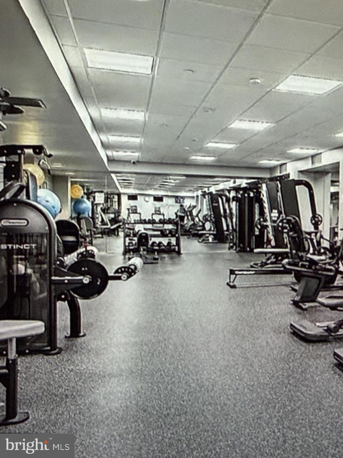 2601 PENNSYLVANIA AVENUE 252