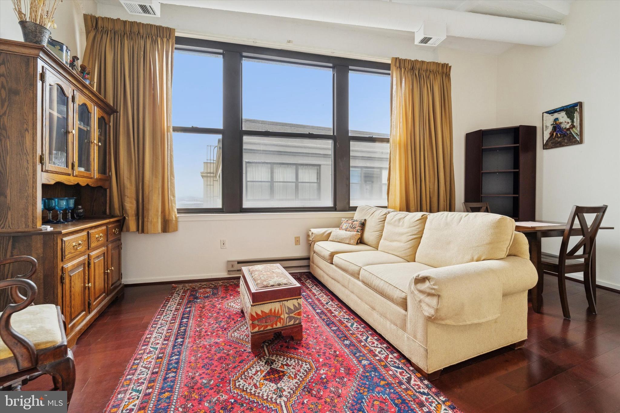 1100 S BROAD STREET 00 706B