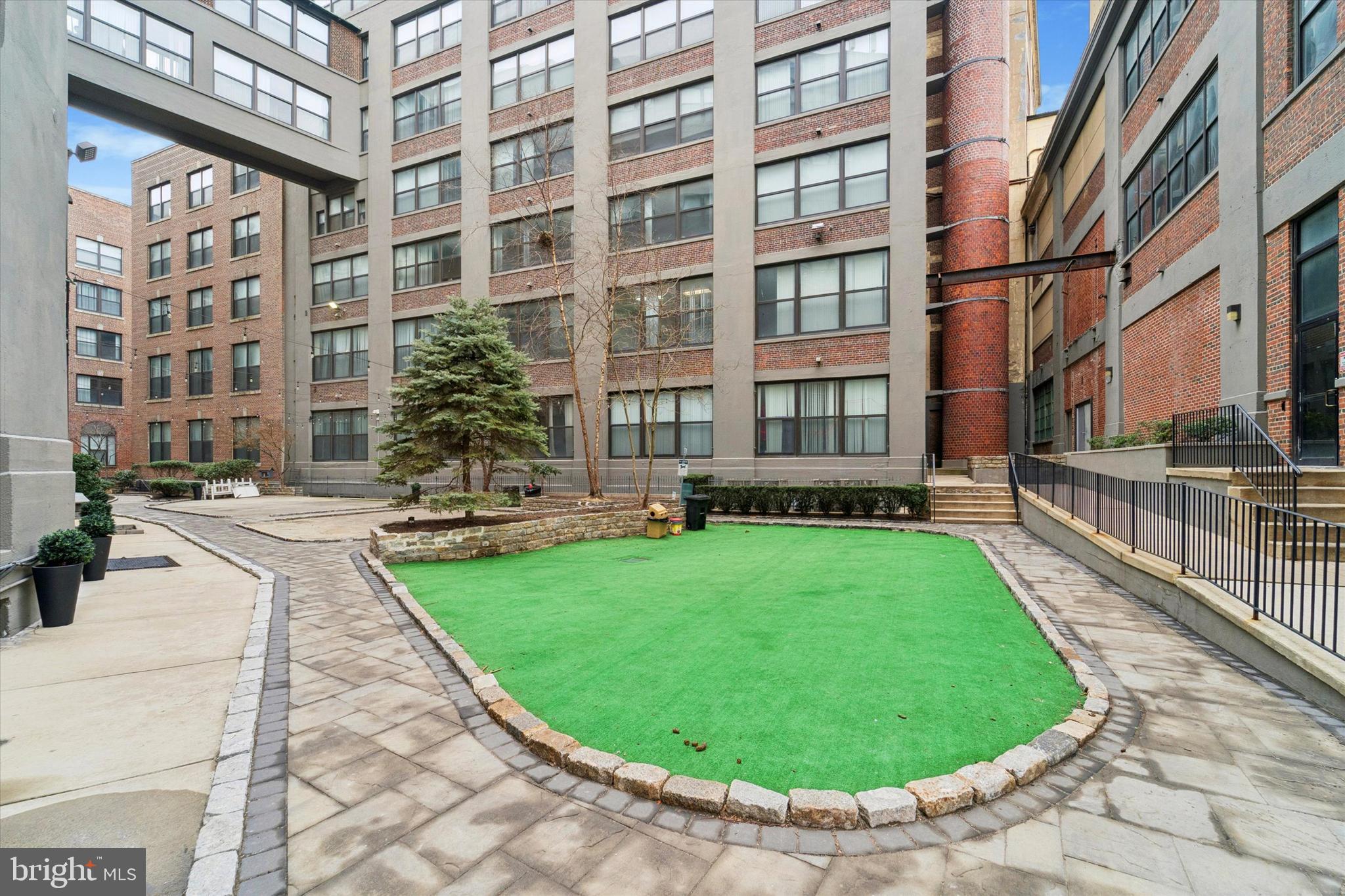 1100 S BROAD STREET 00 706B