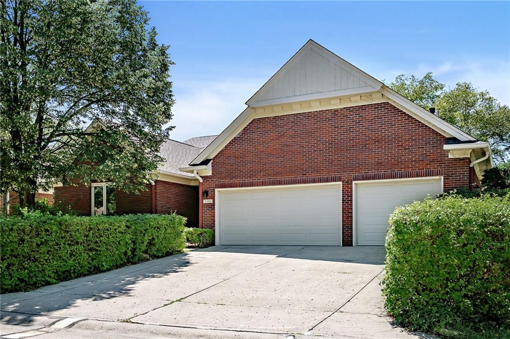 8782 Cricket Tree Lane