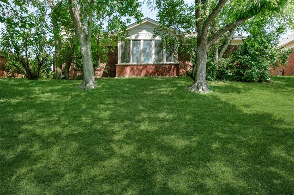 8782 Cricket Tree Lane