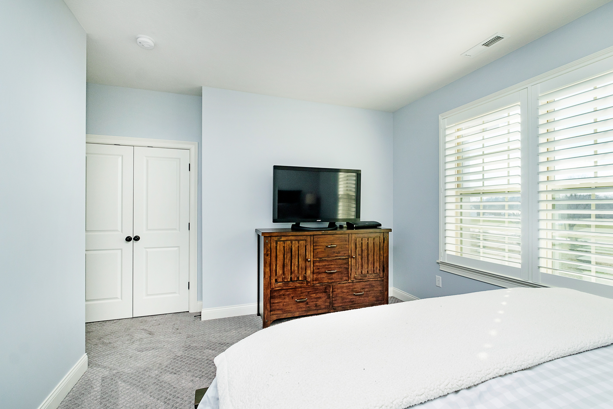 18176 Lakes End Drive