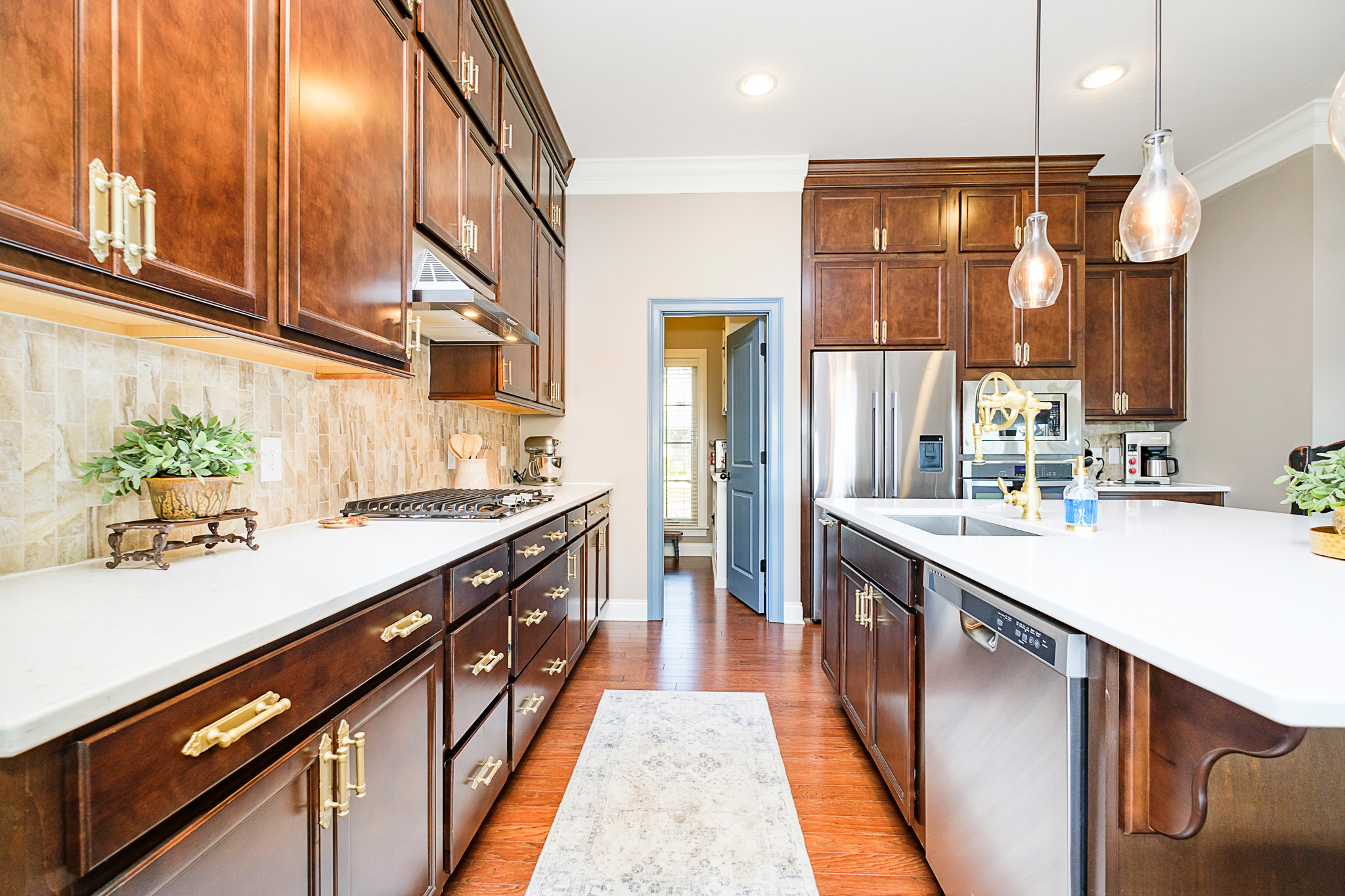 18176 Lakes End Drive