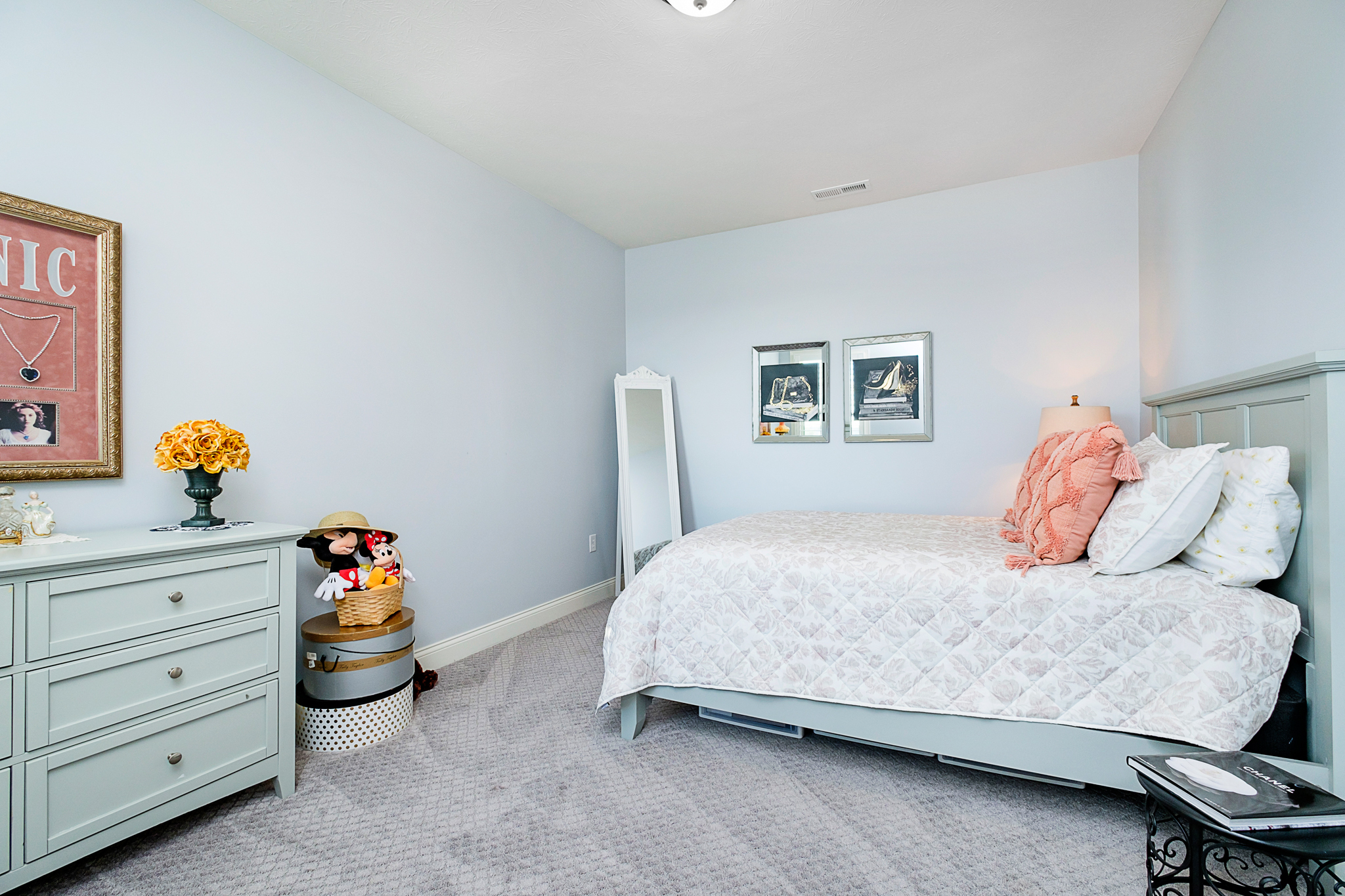 18176 Lakes End Drive