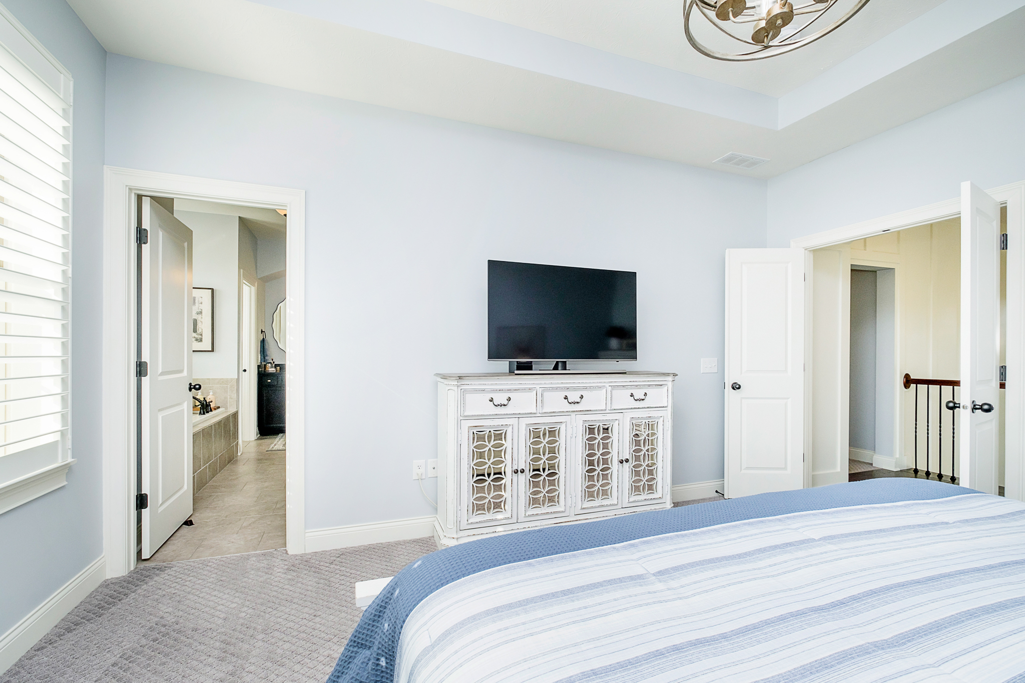 18176 Lakes End Drive