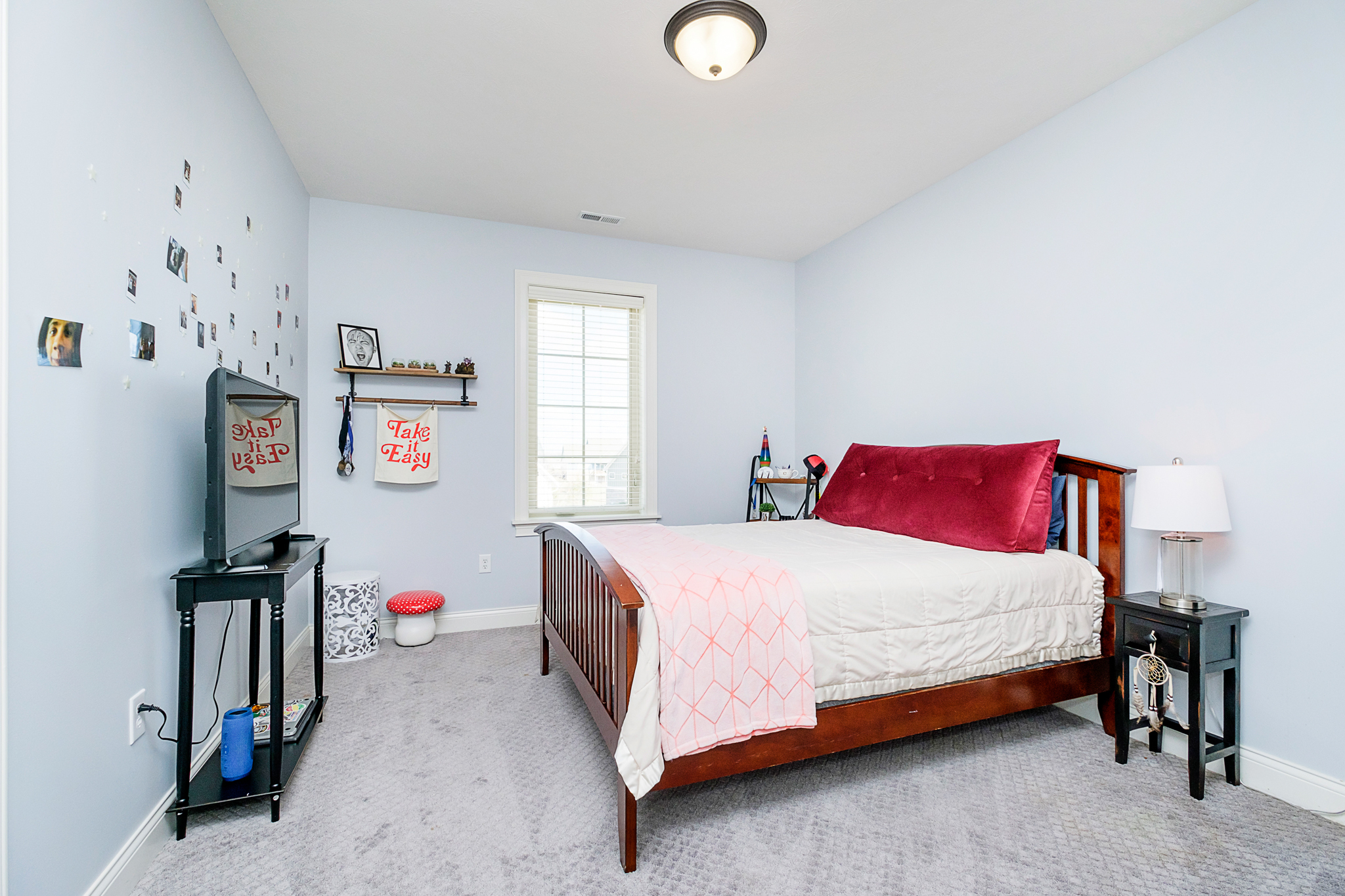 18176 Lakes End Drive