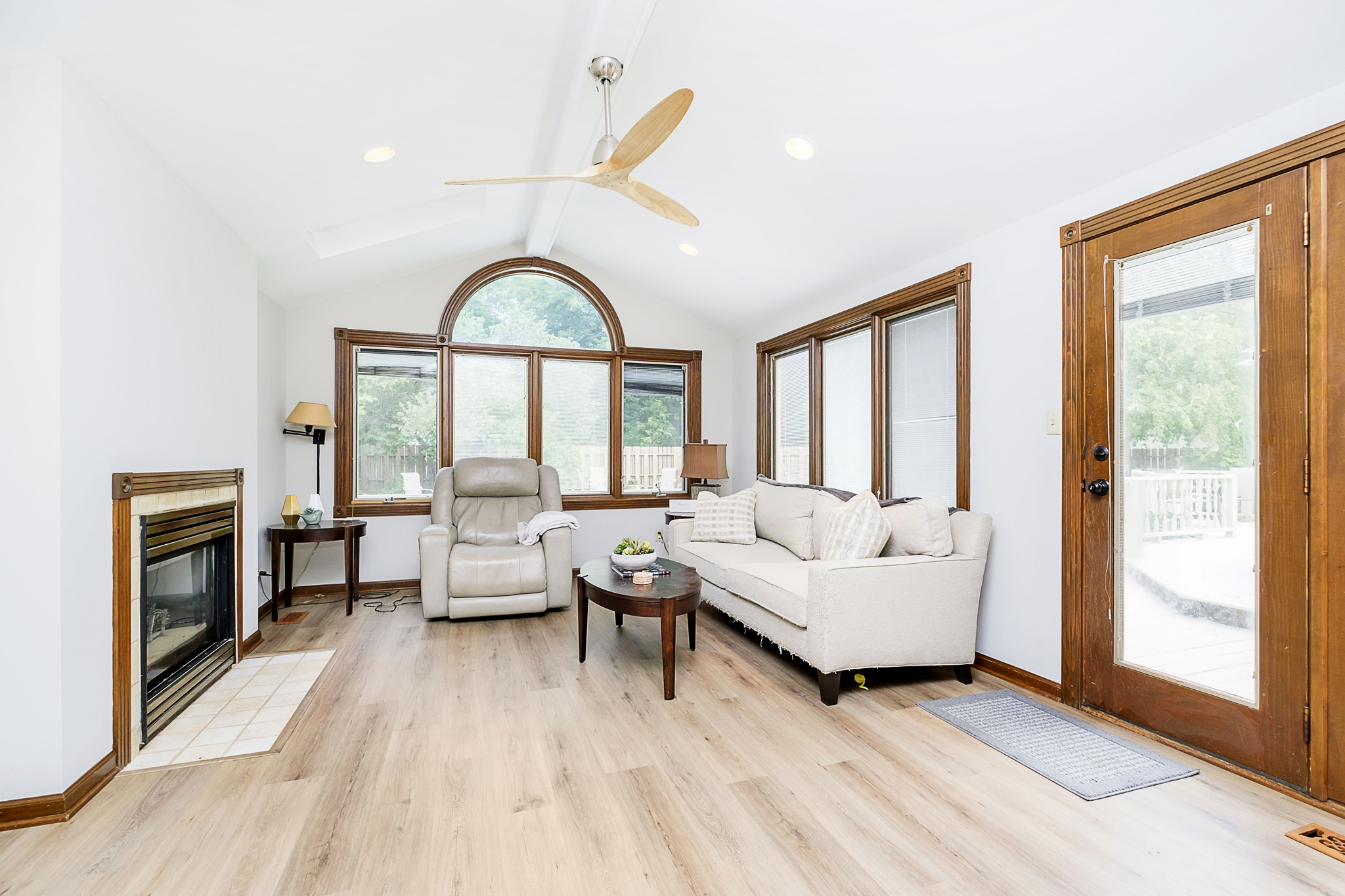 4952 Londonbury Drive