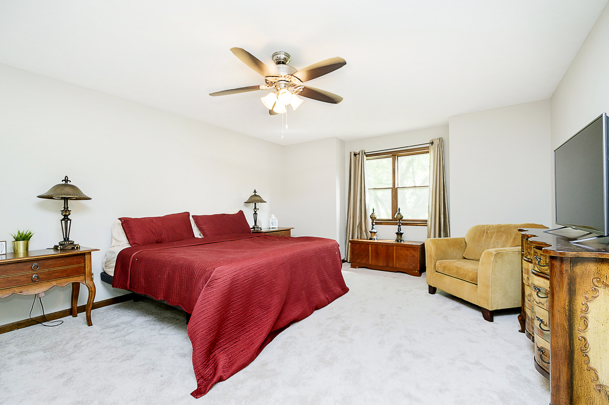 4952 Londonbury Drive