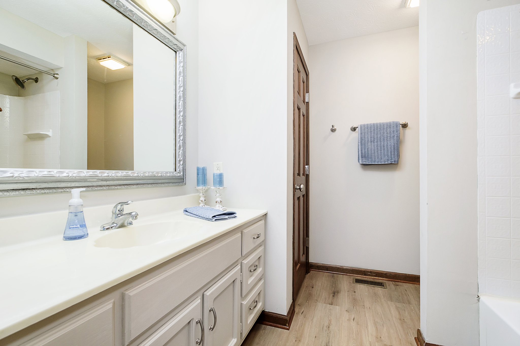 4952 Londonbury Drive