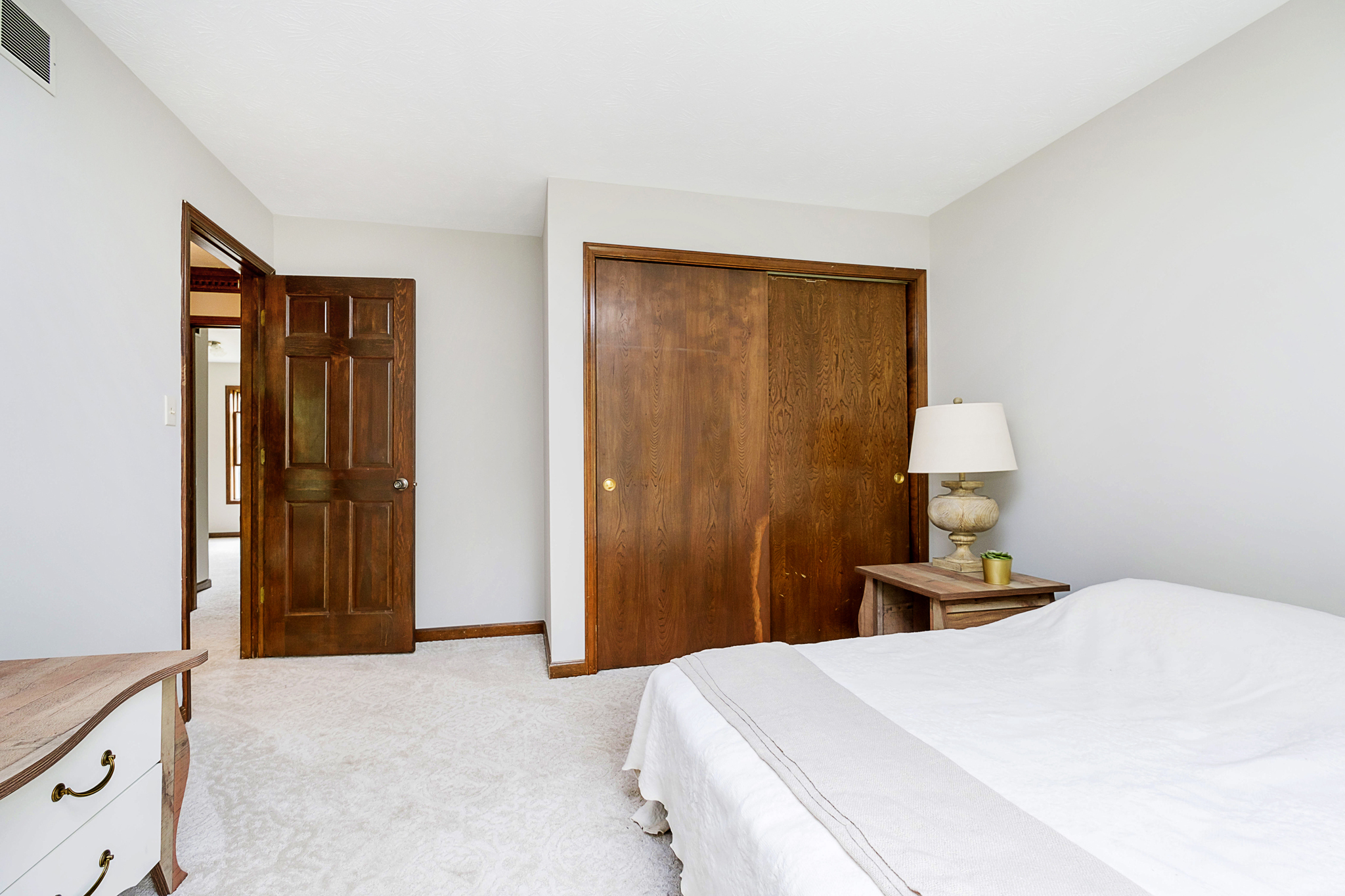 4952 Londonbury Drive