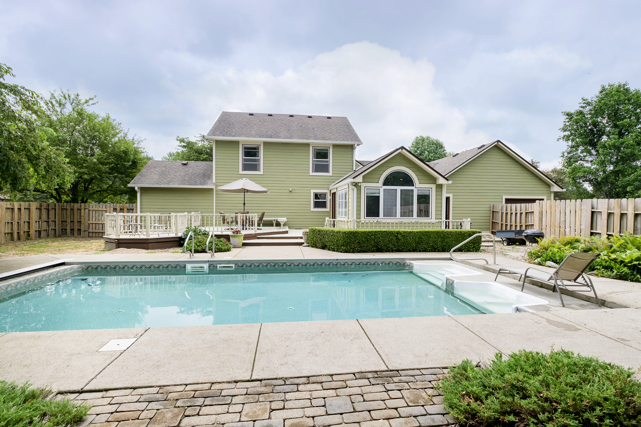 4952 Londonbury Drive