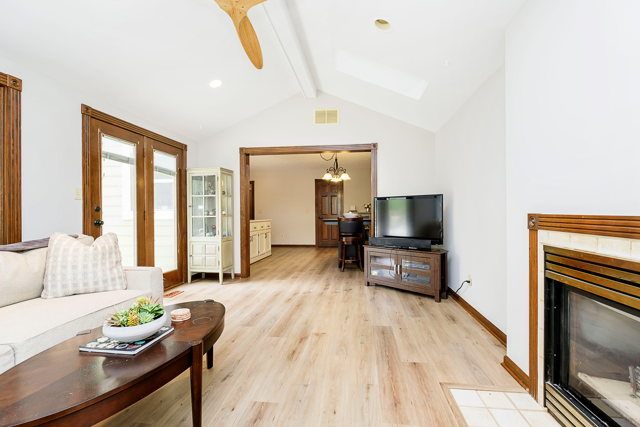 4952 Londonbury Drive