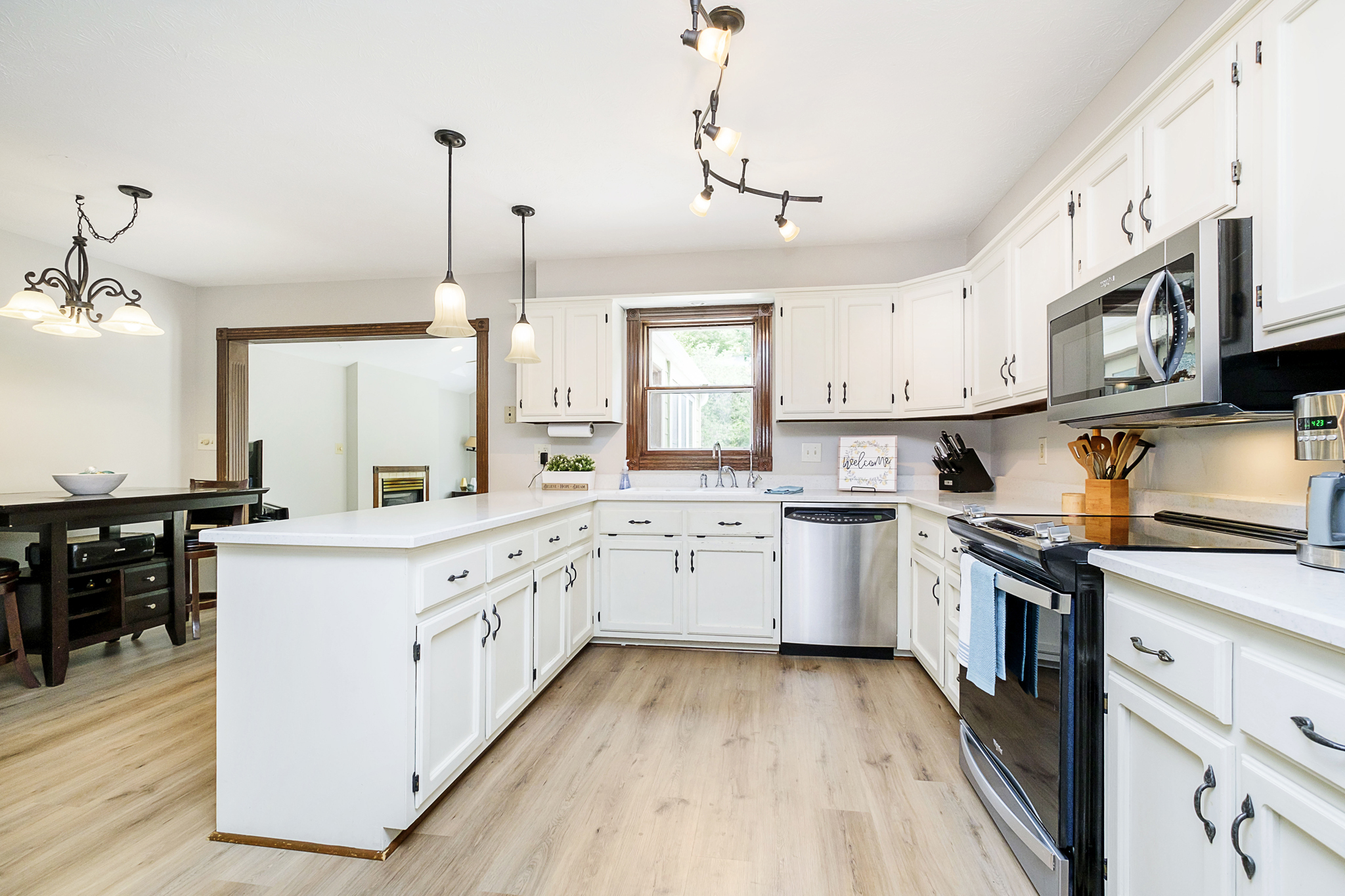 4952 Londonbury Drive