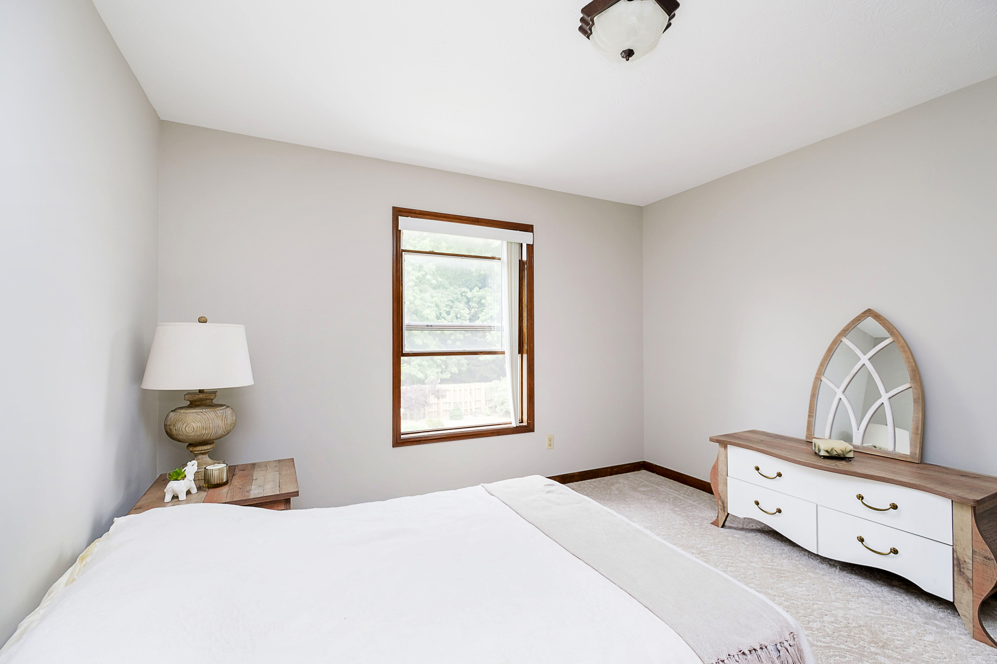 4952 Londonbury Drive