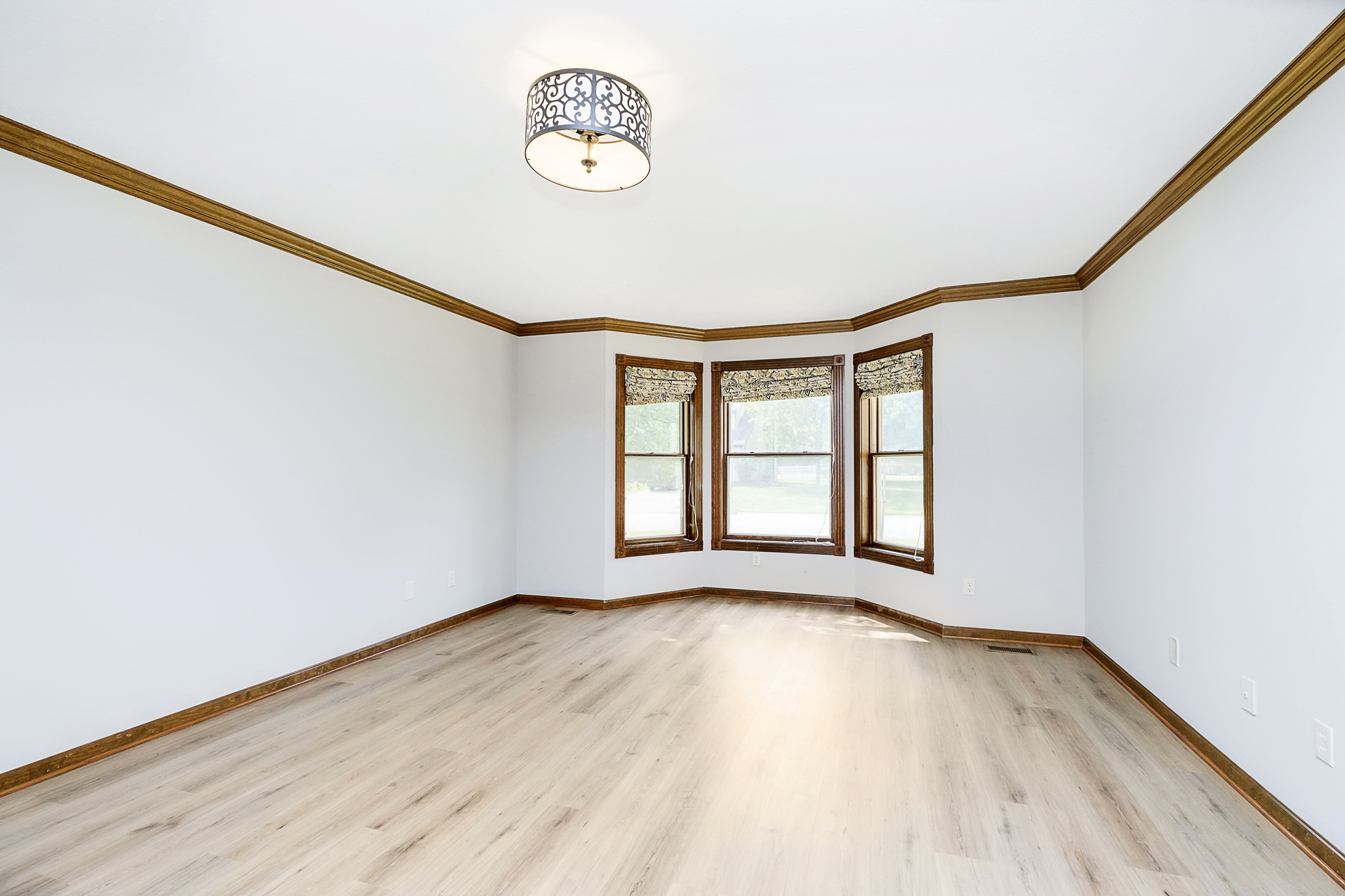 4952 Londonbury Drive