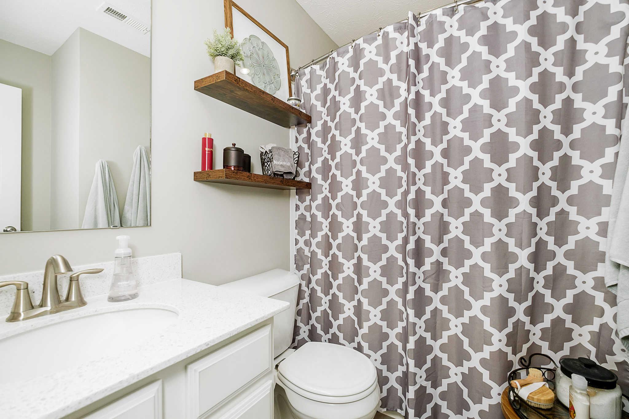 12886 Grand Boulevard