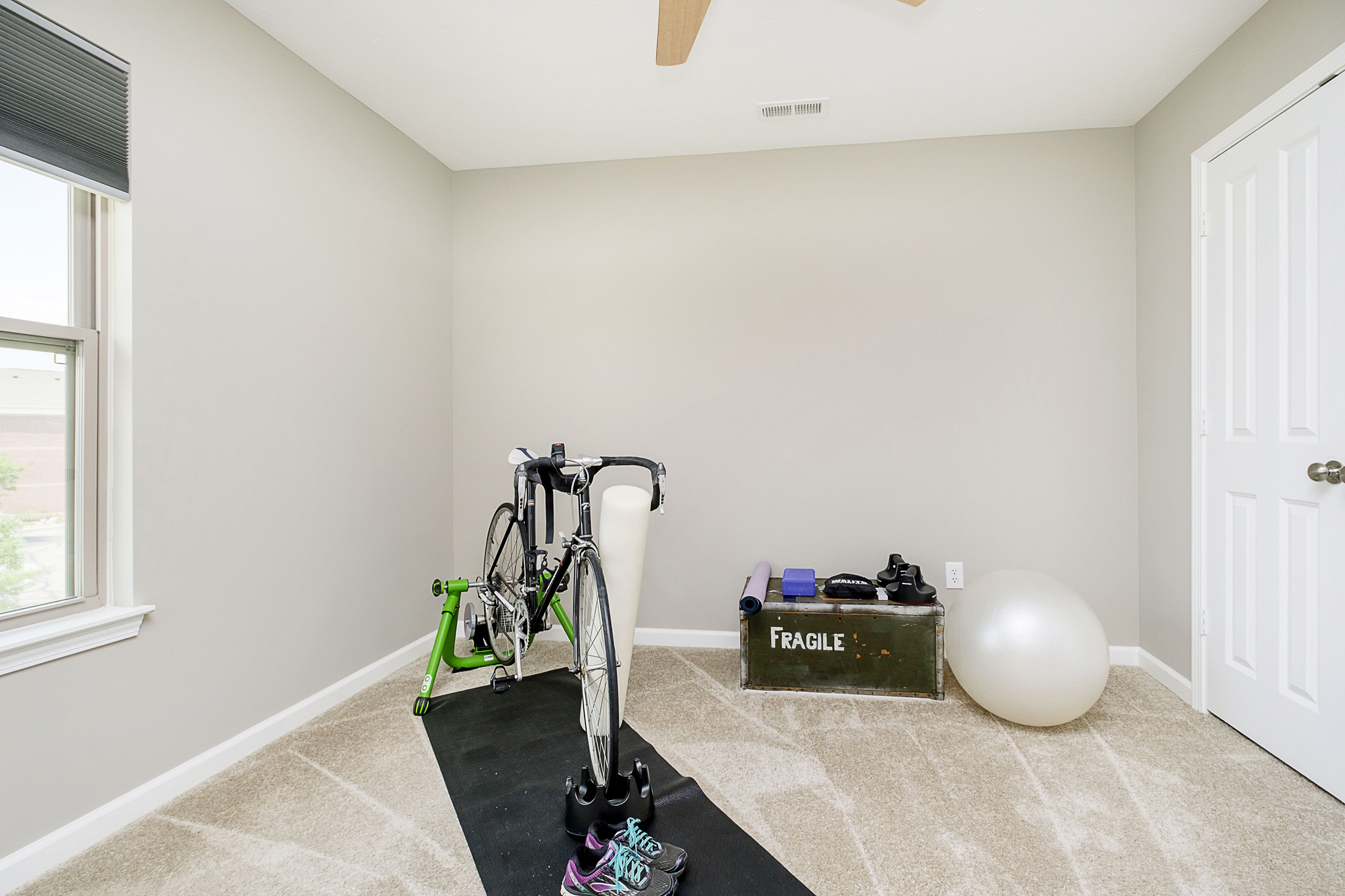 12886 Grand Boulevard