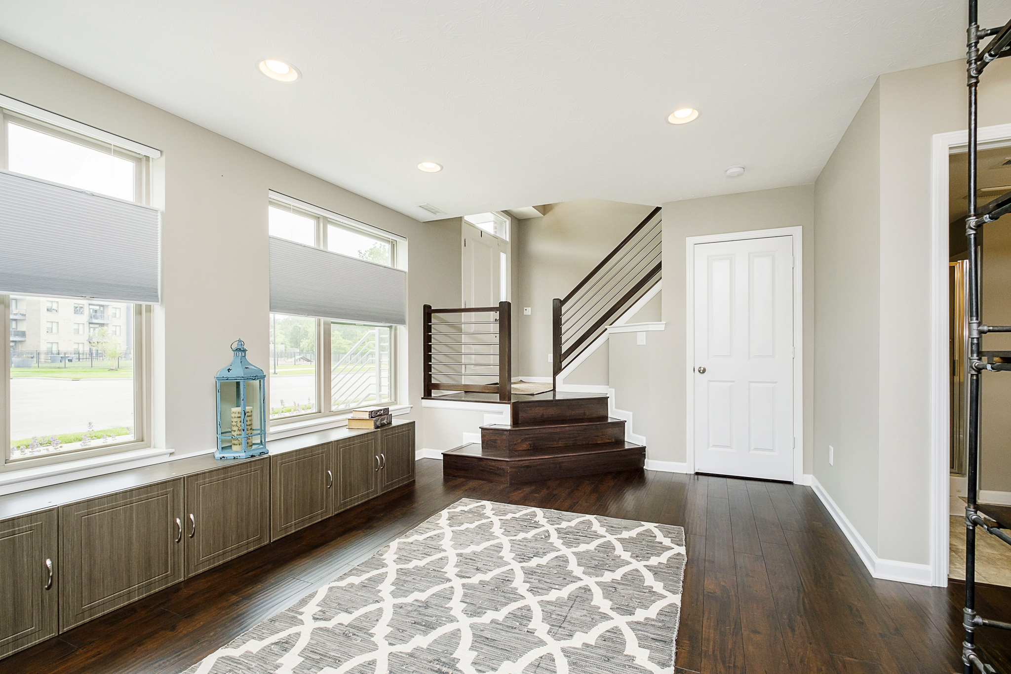 12886 Grand Boulevard