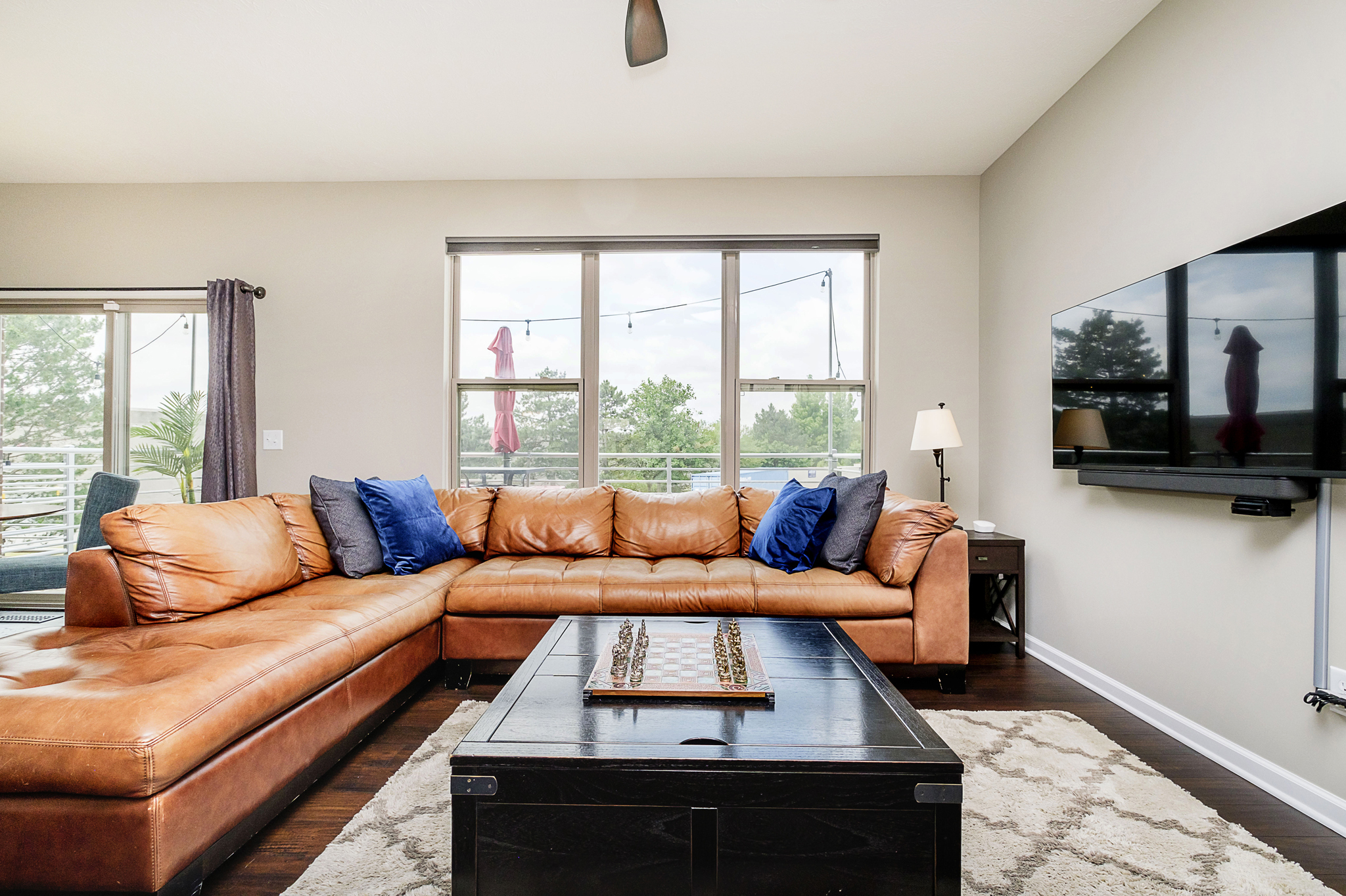 12886 Grand Boulevard