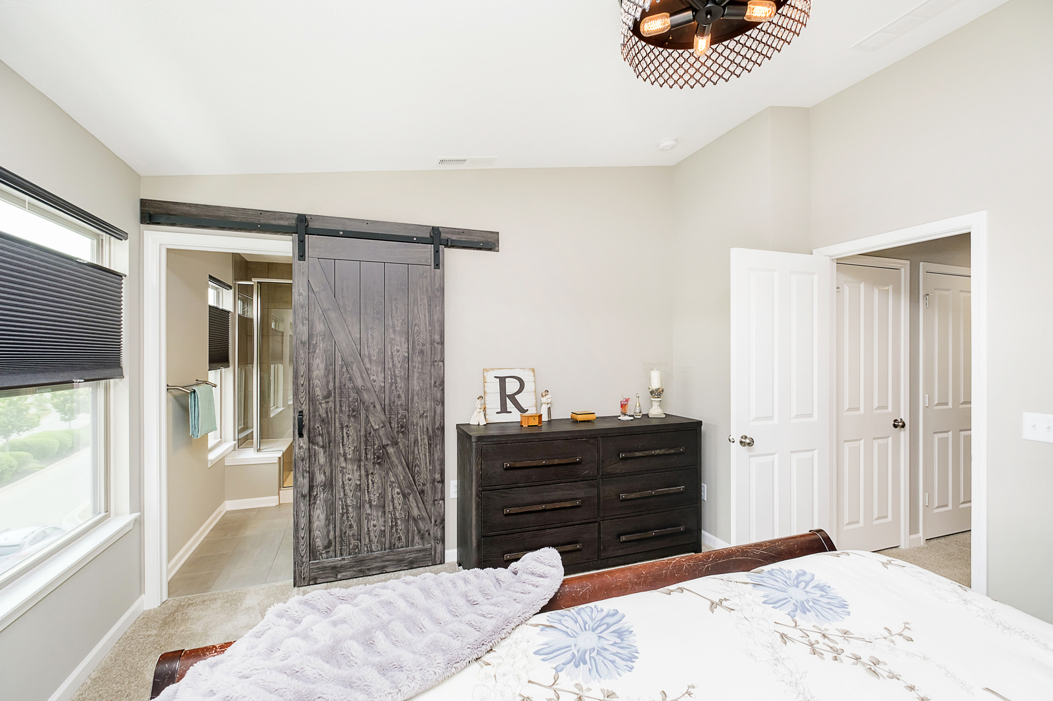 12886 Grand Boulevard