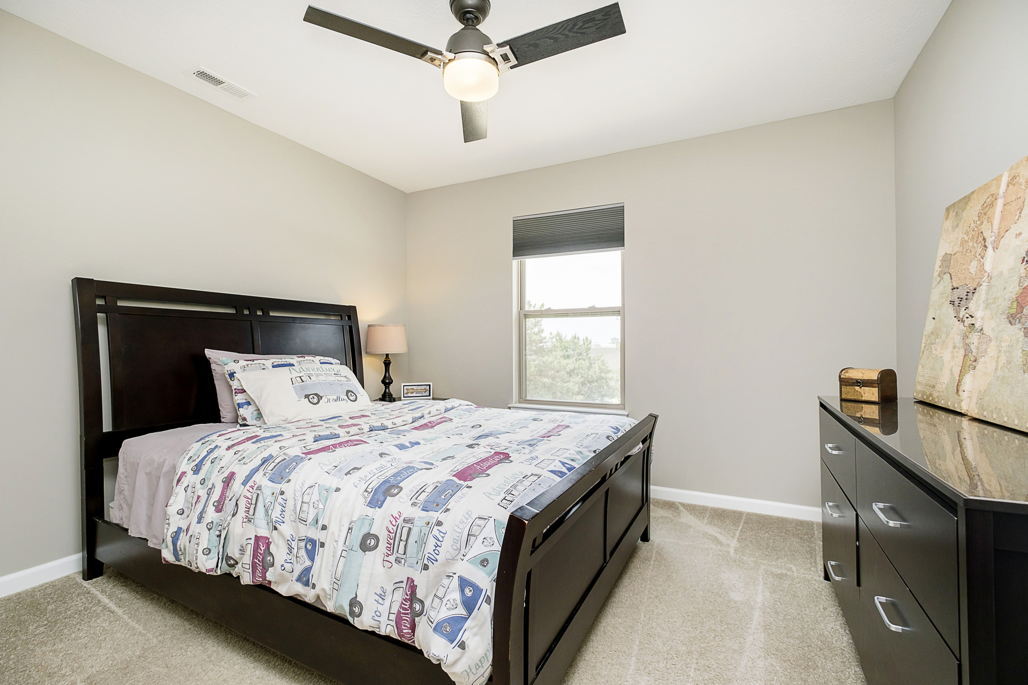 12886 Grand Boulevard