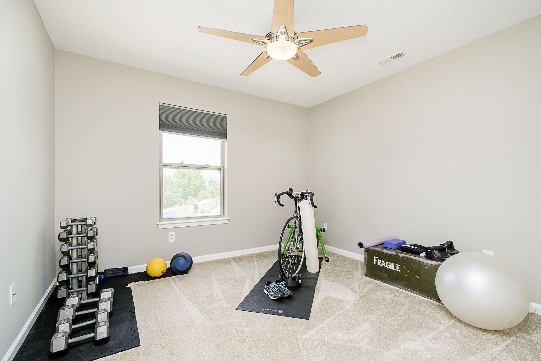 12886 Grand Boulevard