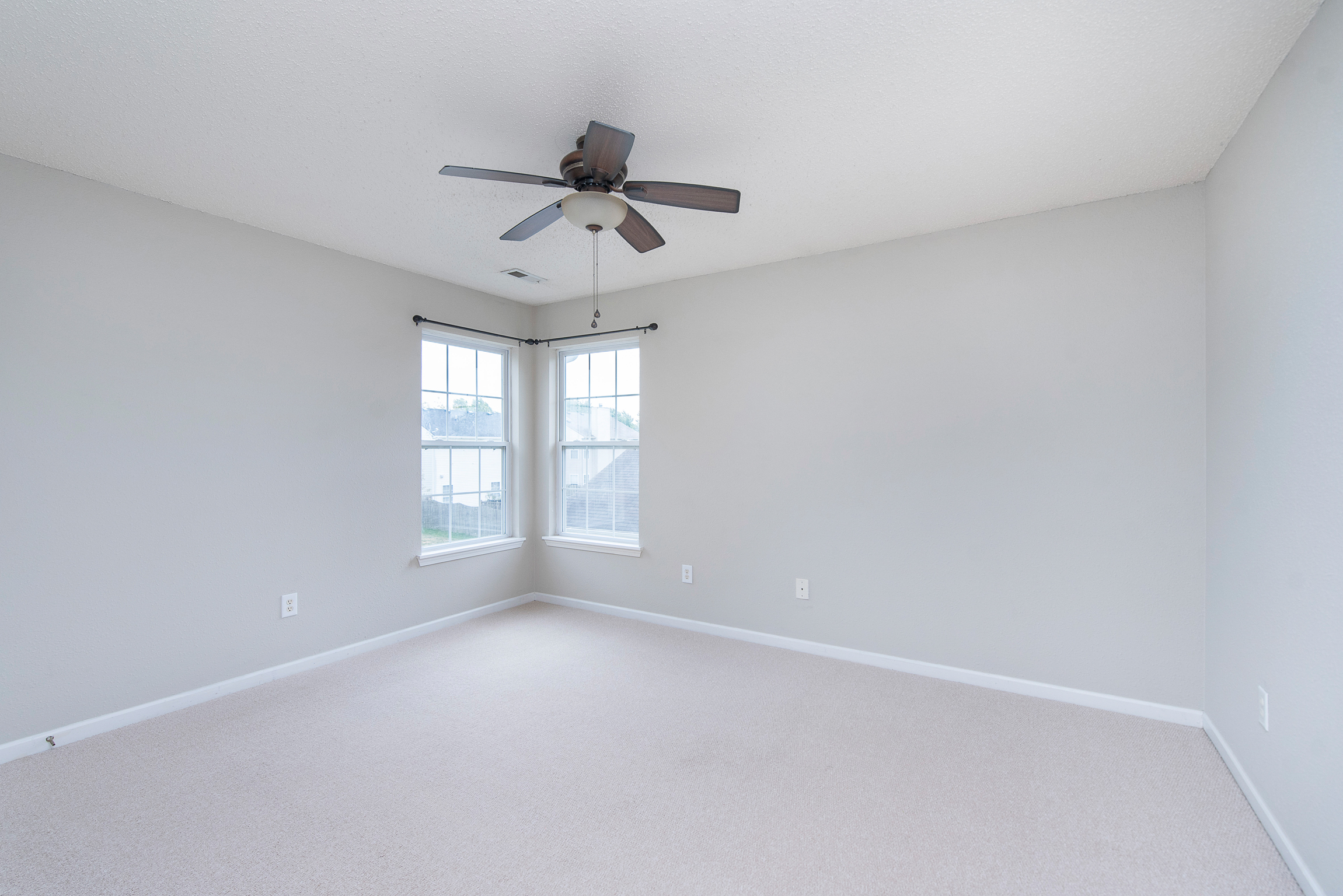 15414 Ten Point Drive