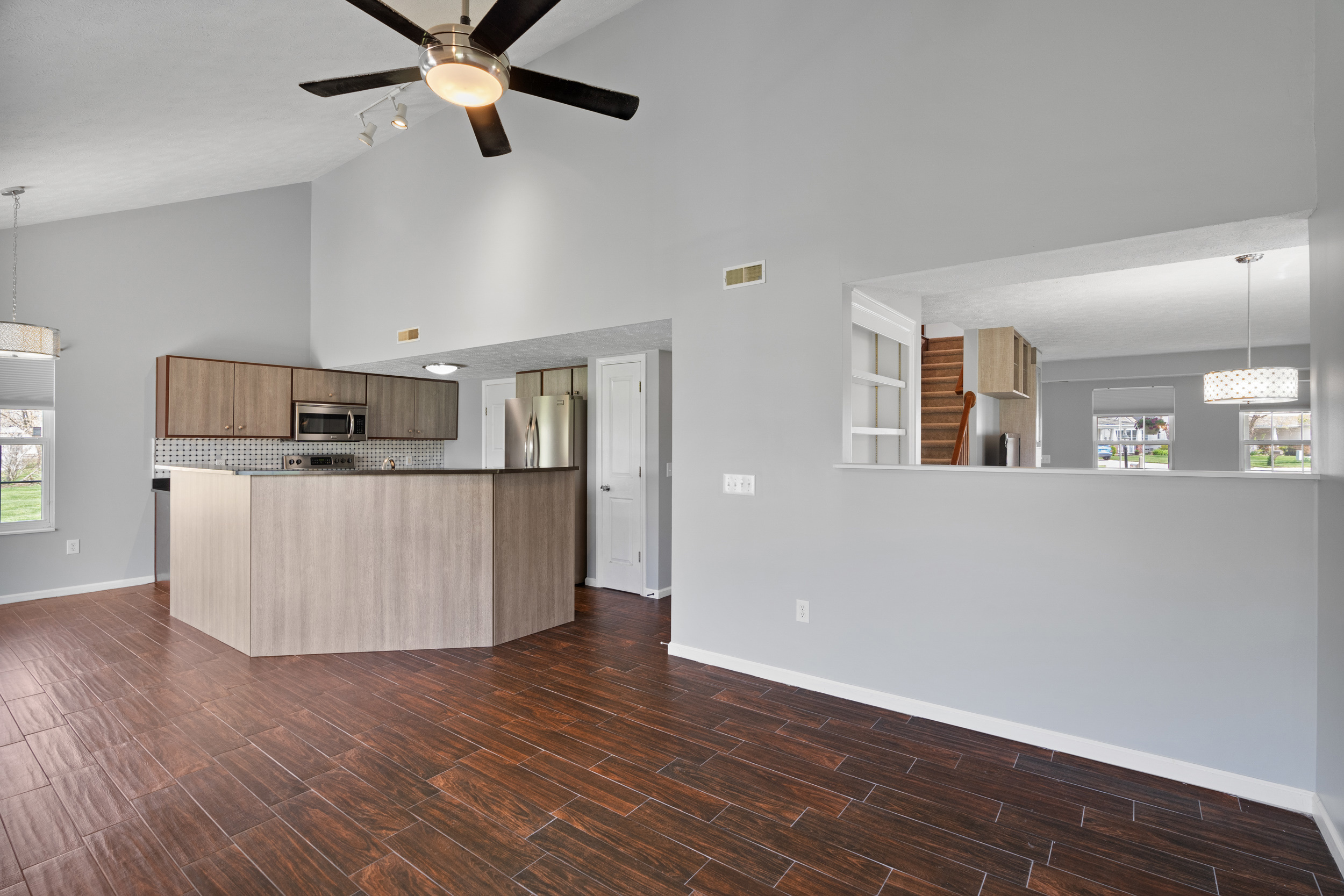 5463 Lacosta Lane