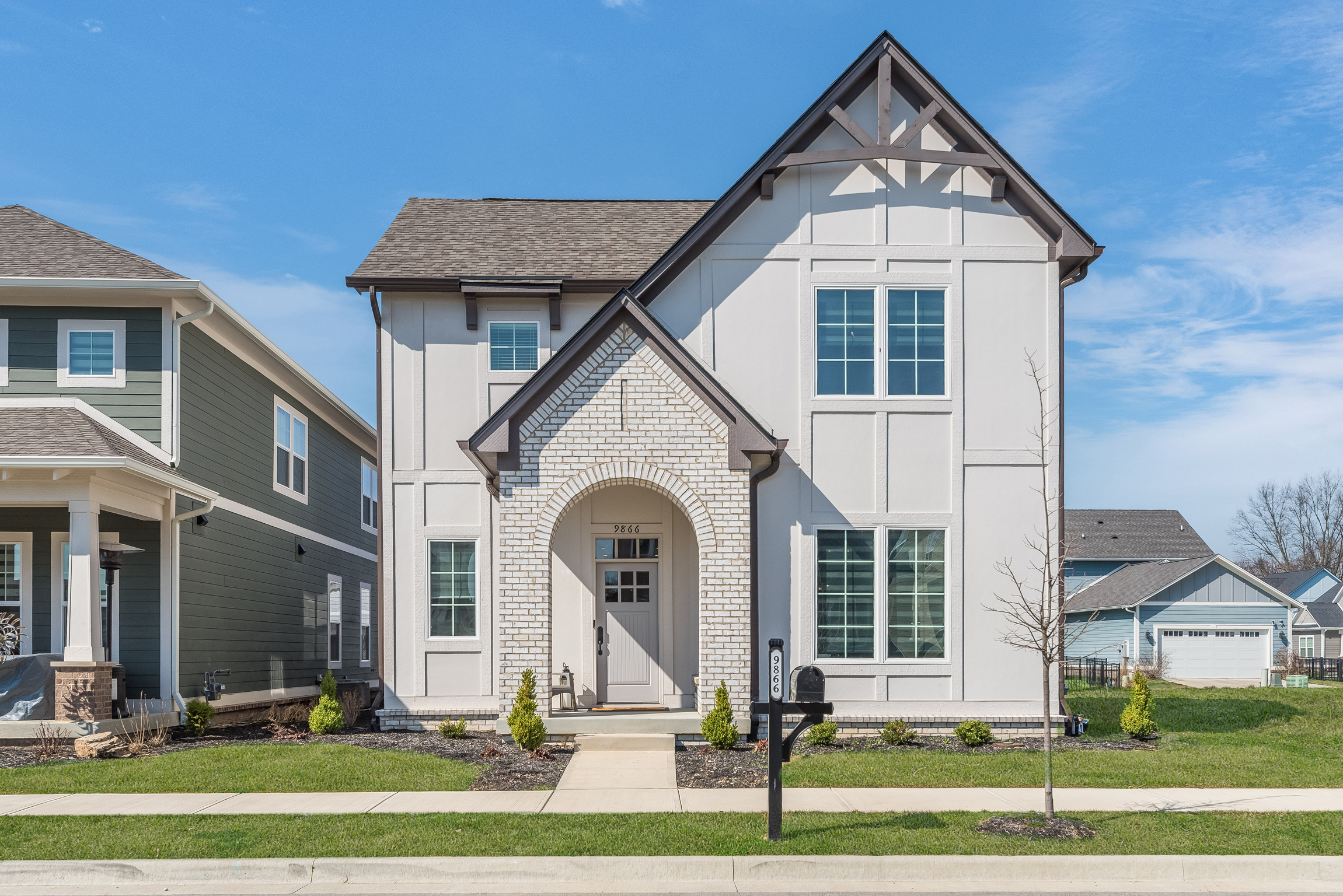 9866 Northern Lights Lane