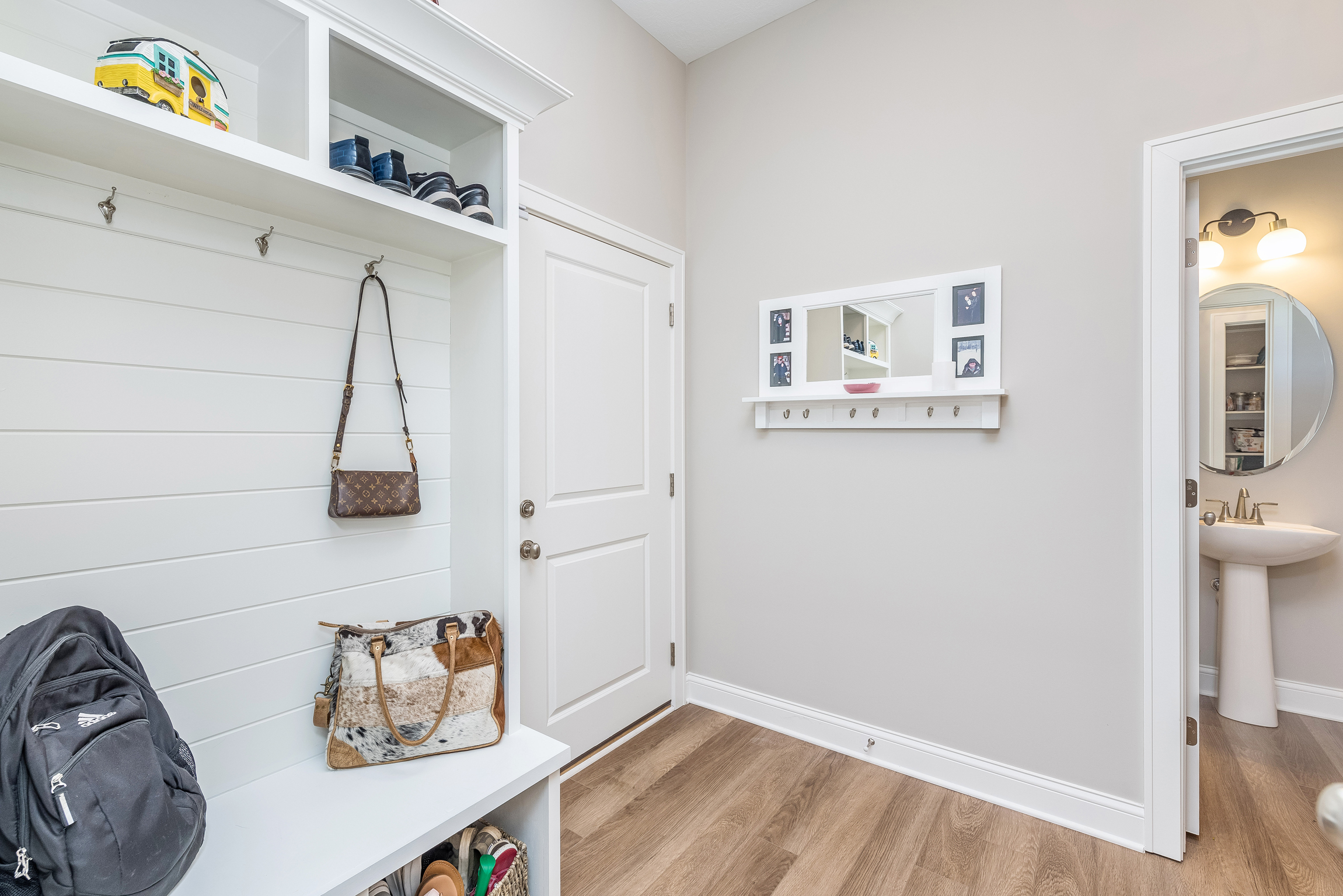 9866 Northern Lights Lane