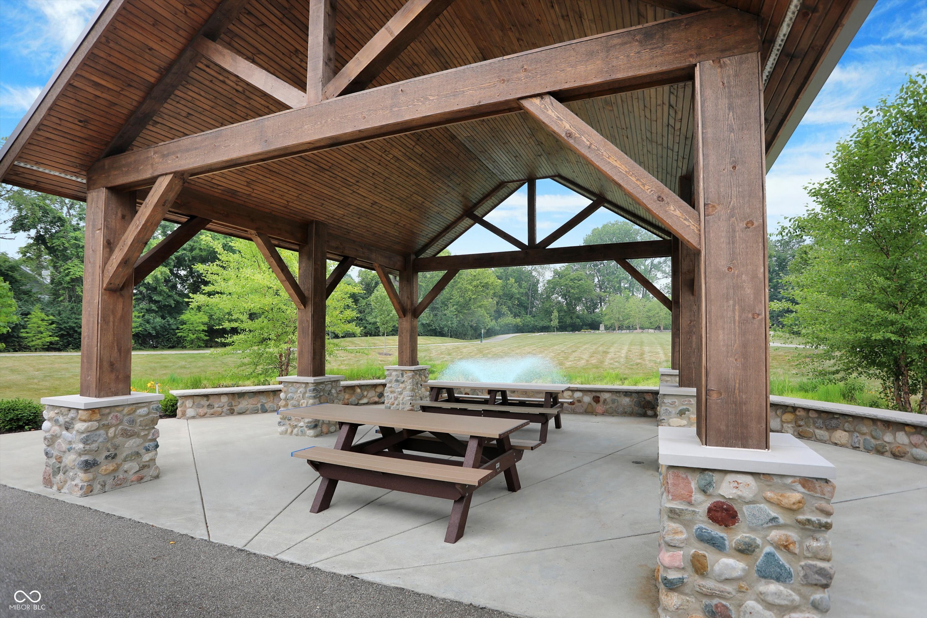 9866 Northern Lights Lane