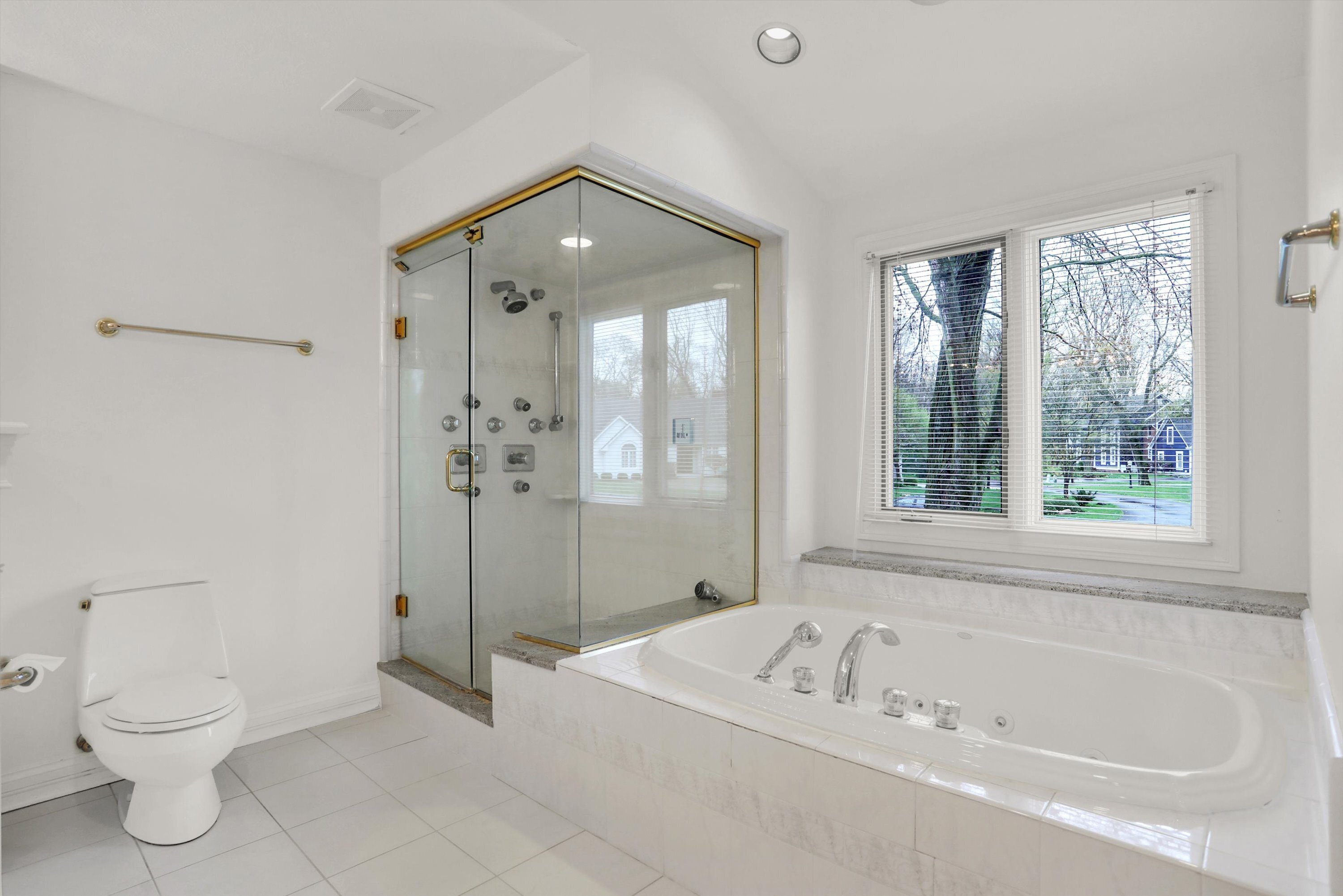 8131 Meadowbrook Drive