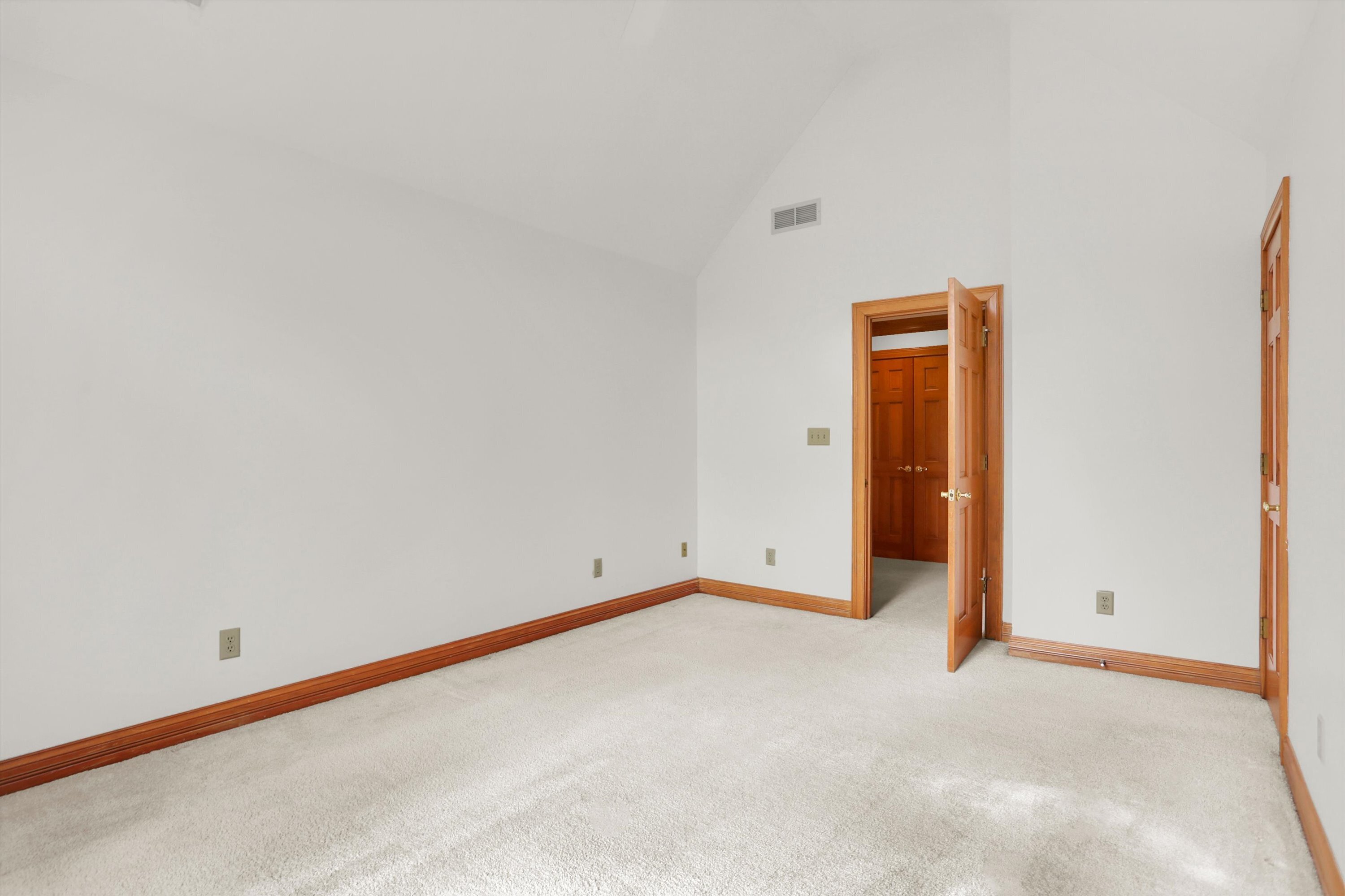 8131 Meadowbrook Drive