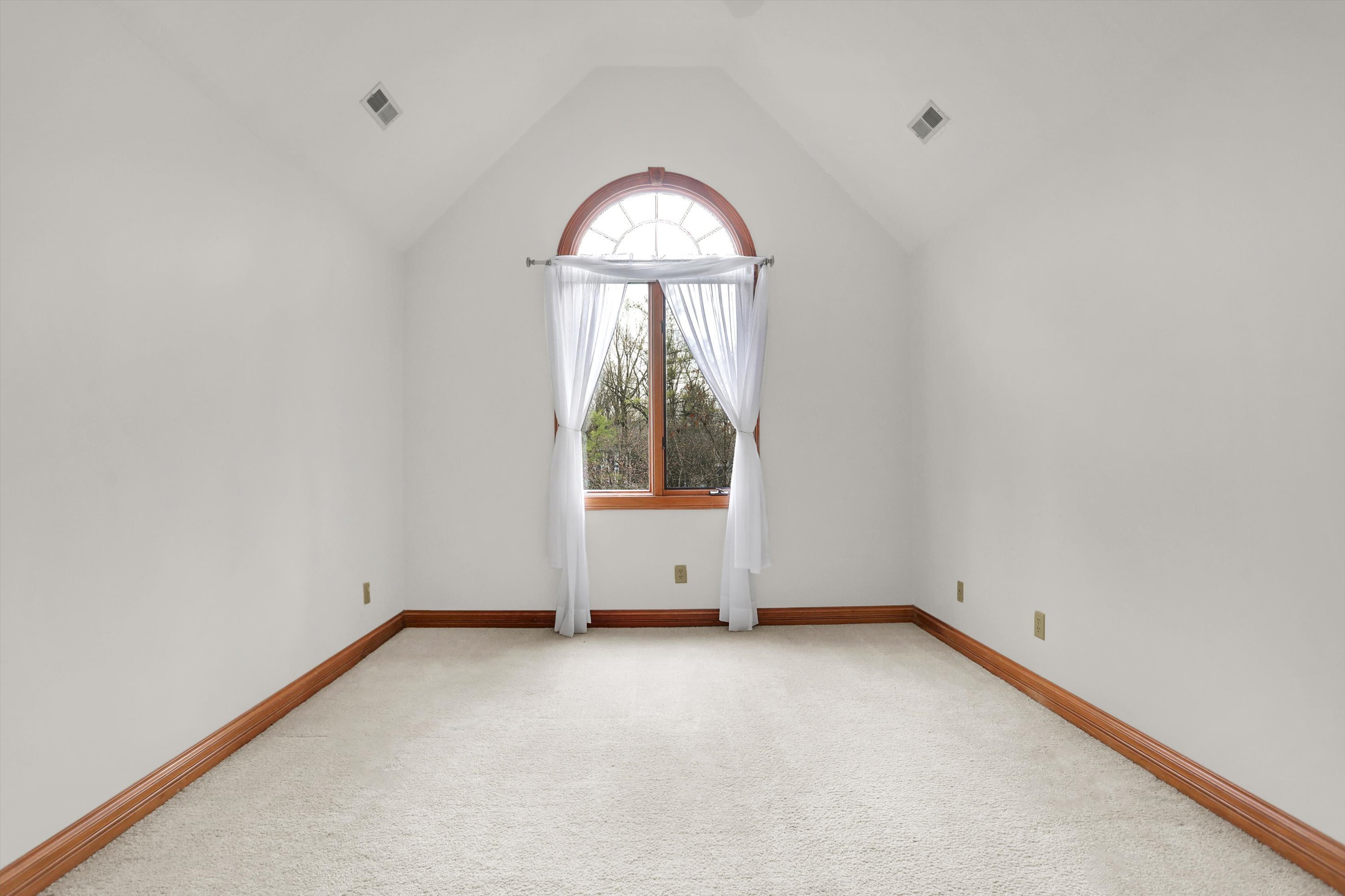 8131 Meadowbrook Drive