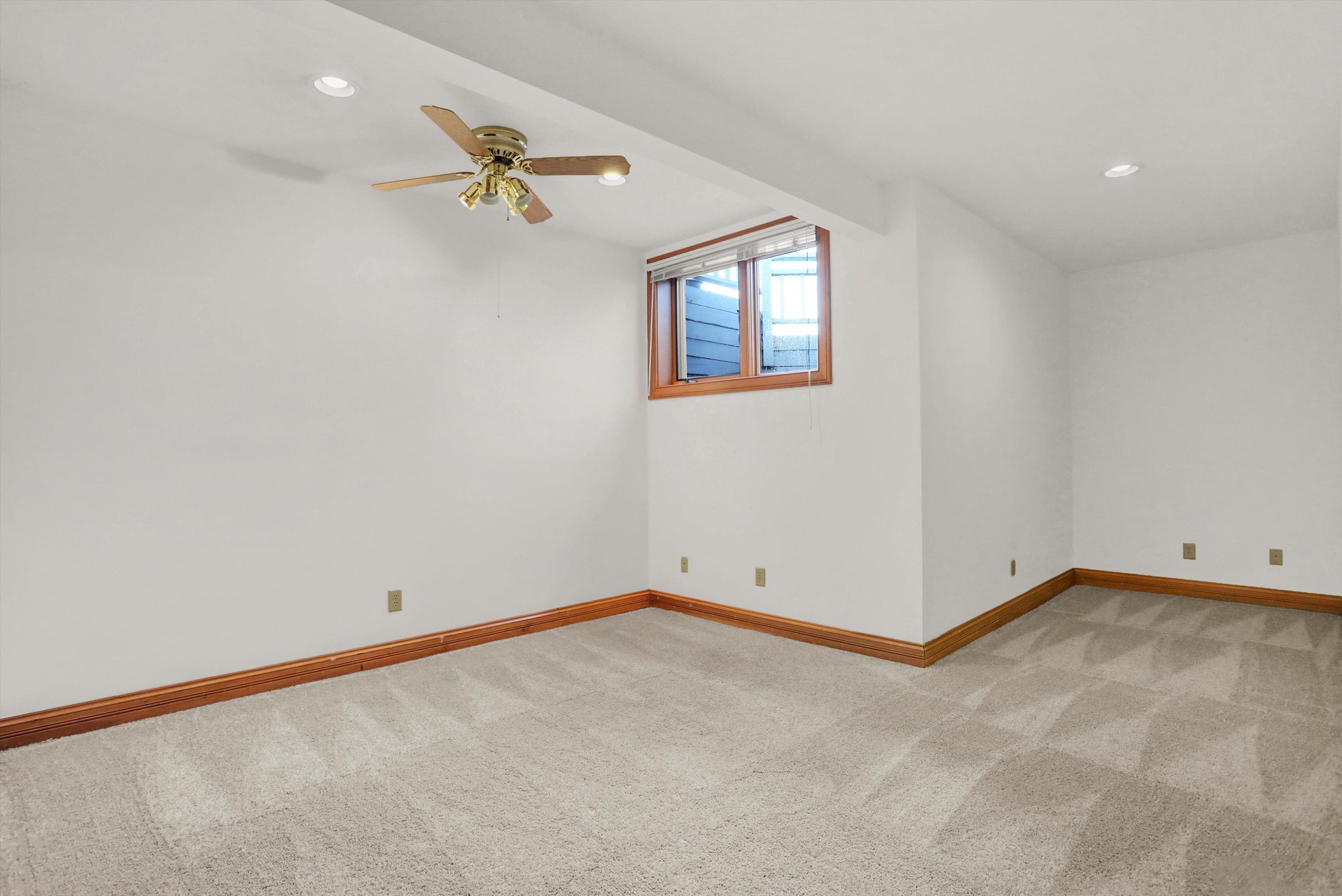 8131 Meadowbrook Drive