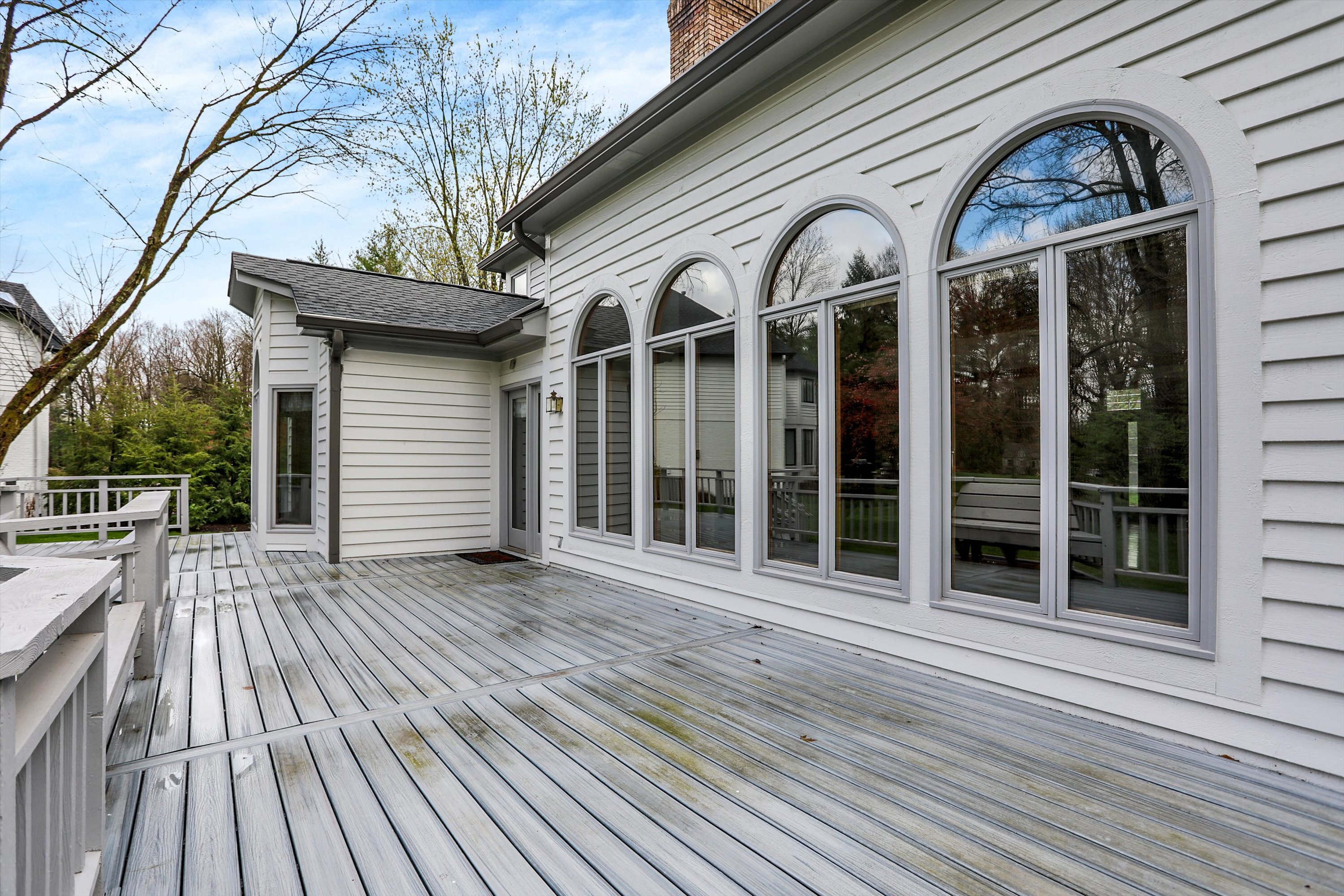 8131 Meadowbrook Drive