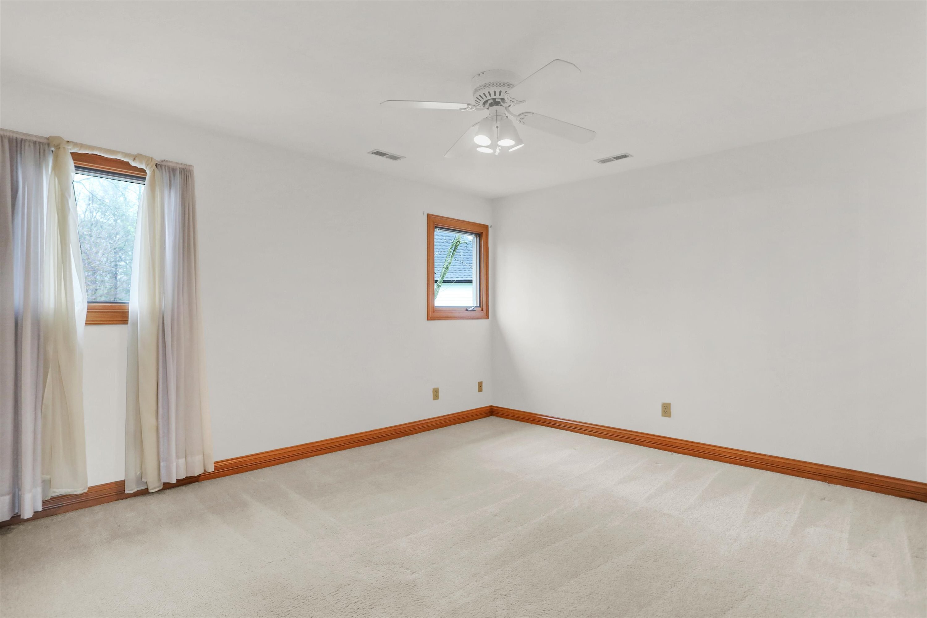 8131 Meadowbrook Drive