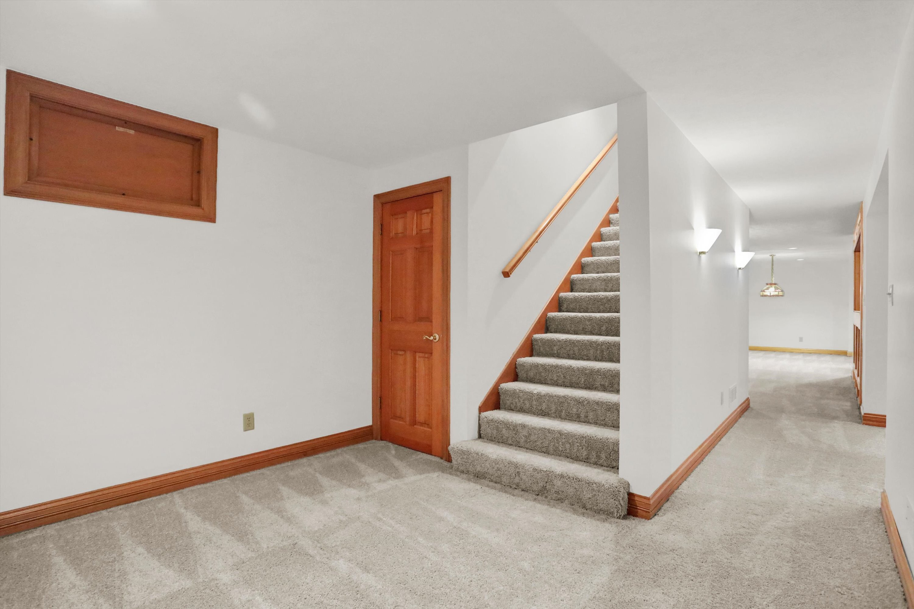 8131 Meadowbrook Drive