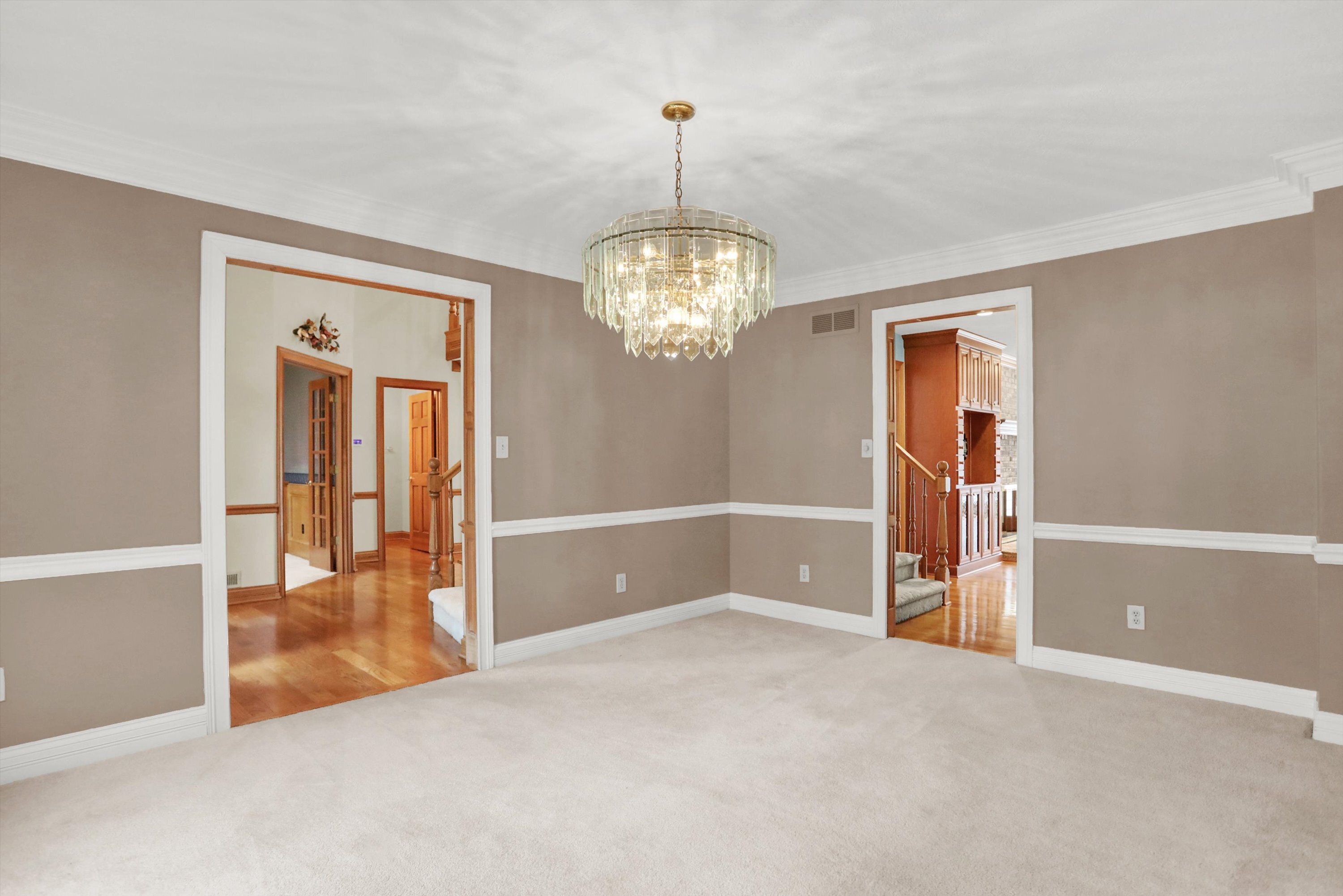 8131 Meadowbrook Drive