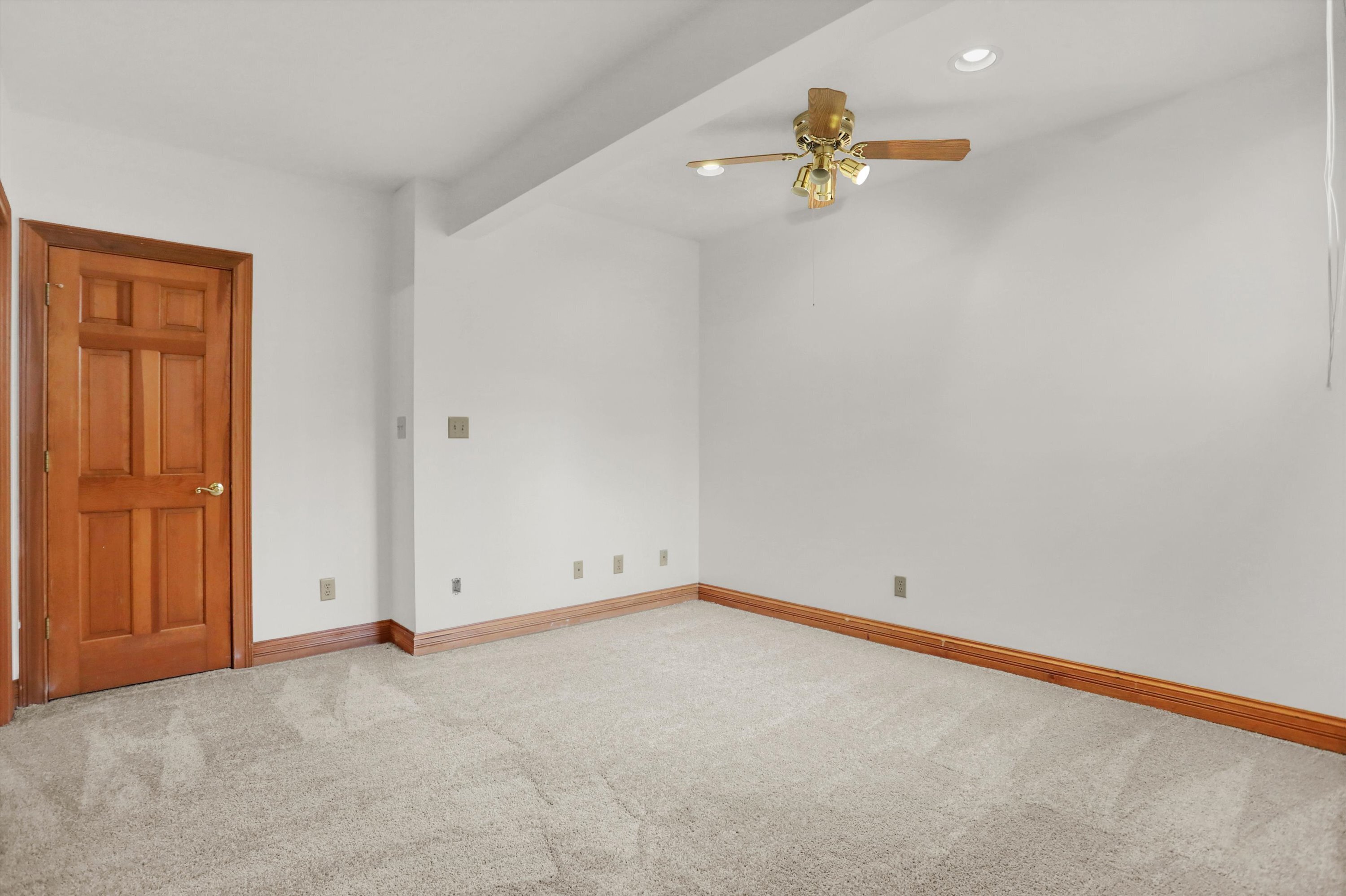 8131 Meadowbrook Drive