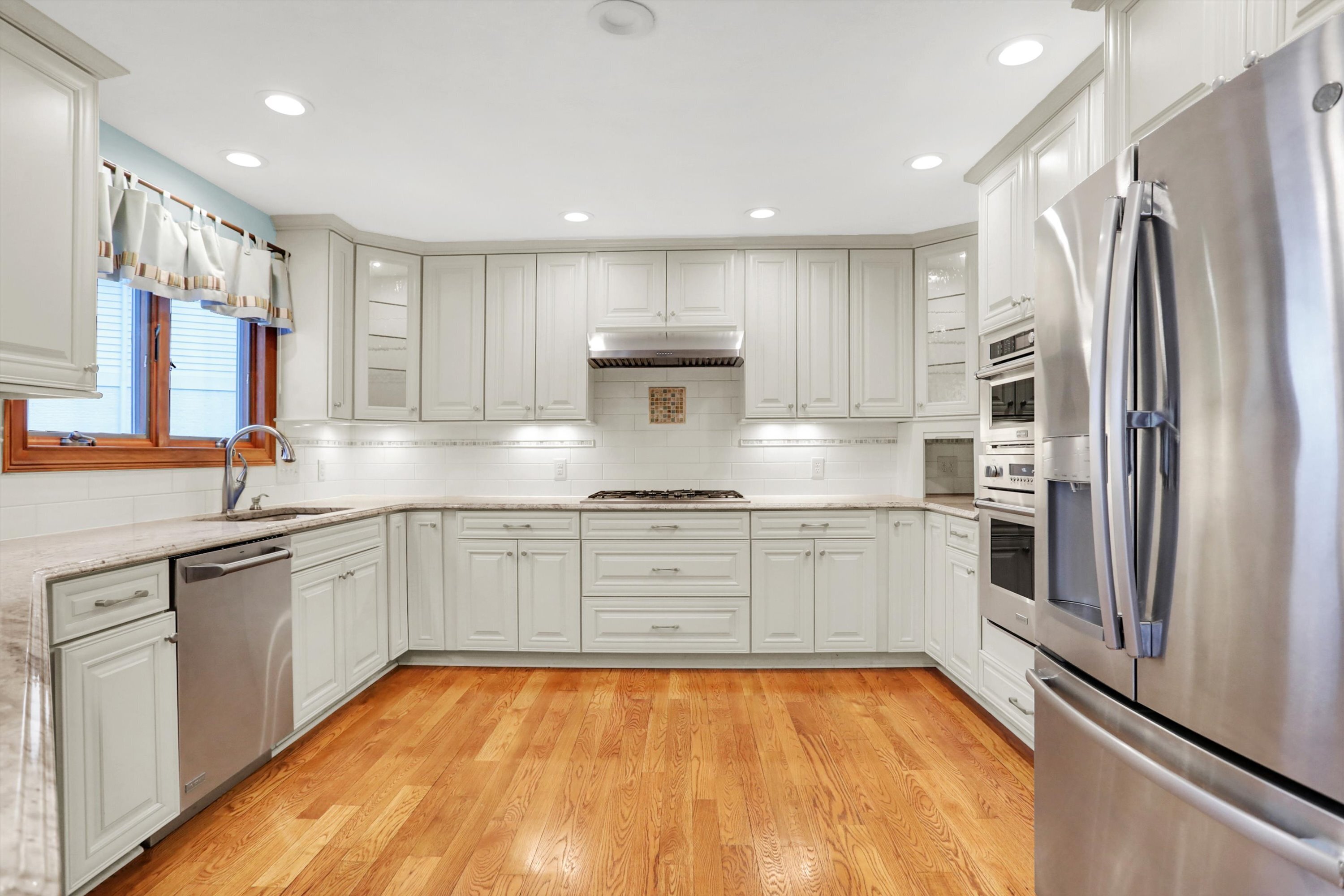 8131 Meadowbrook Drive