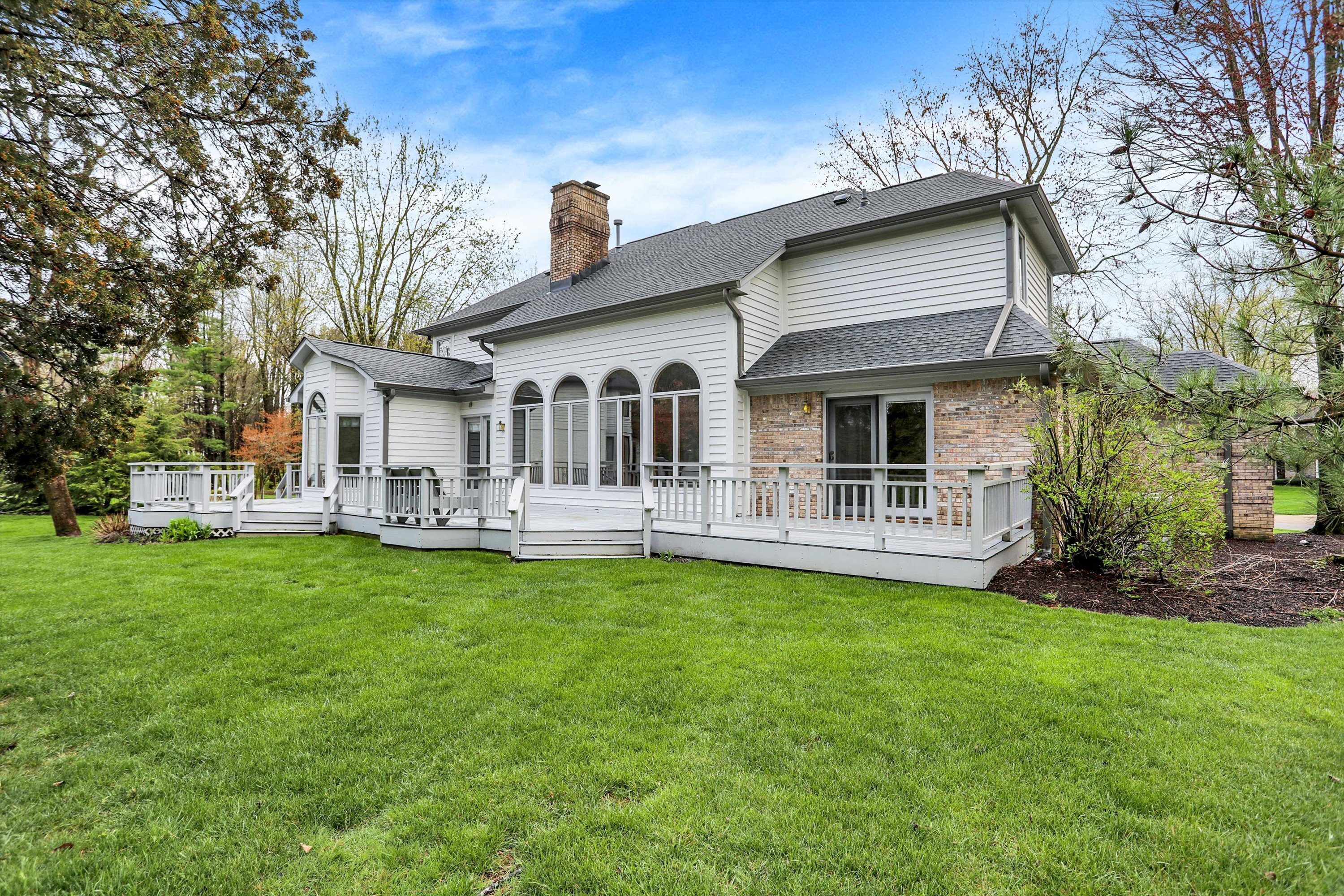 8131 Meadowbrook Drive