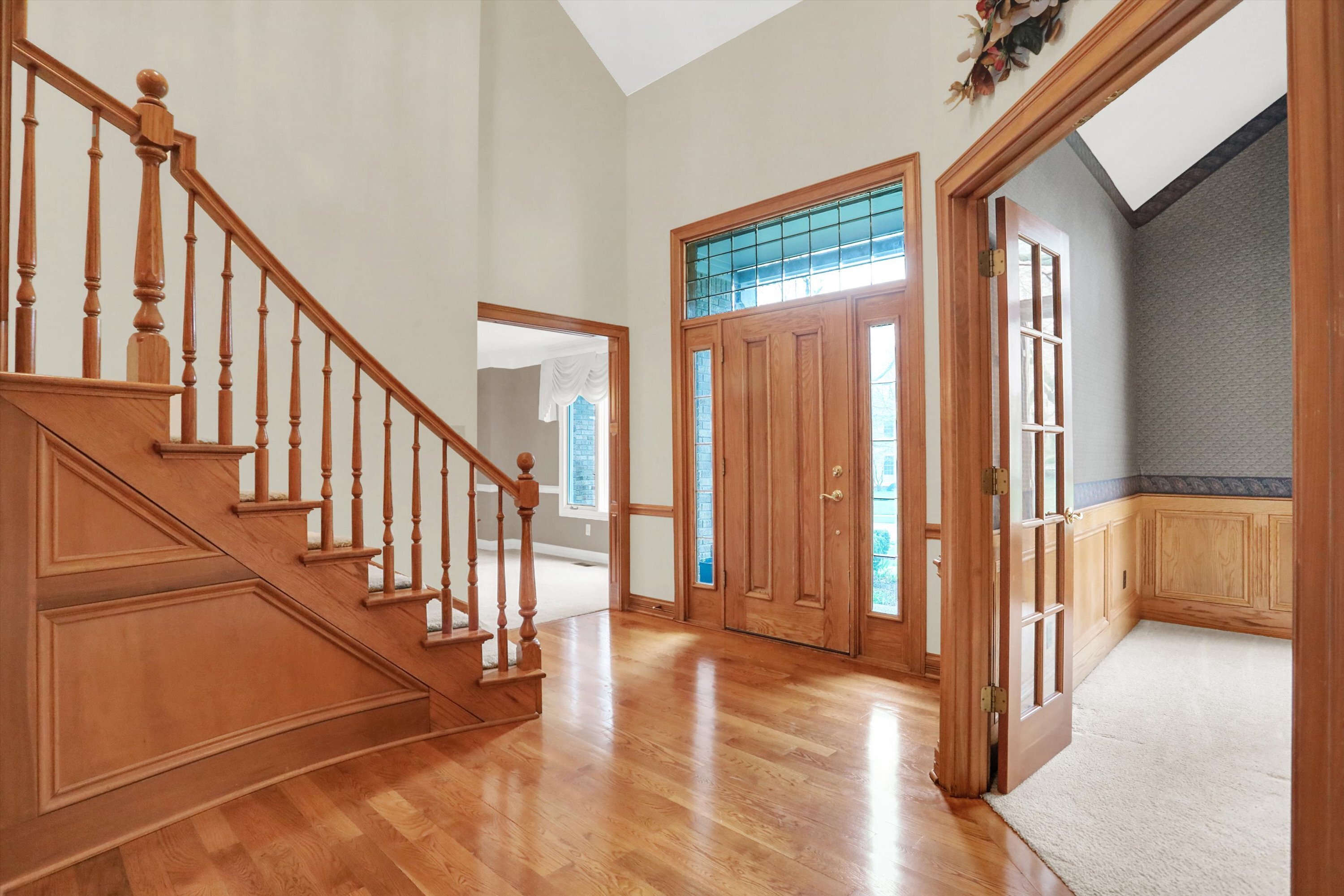 8131 Meadowbrook Drive