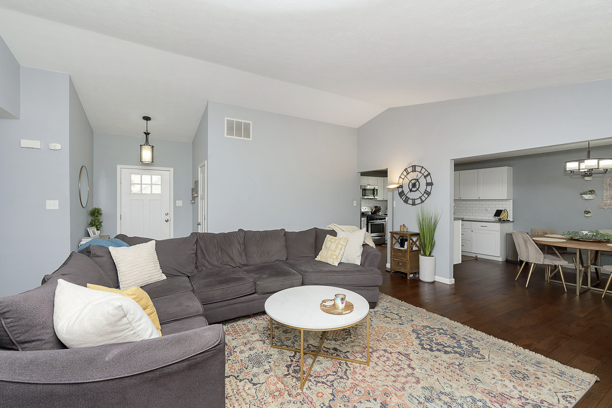 8152 Menlo Ct E Drive