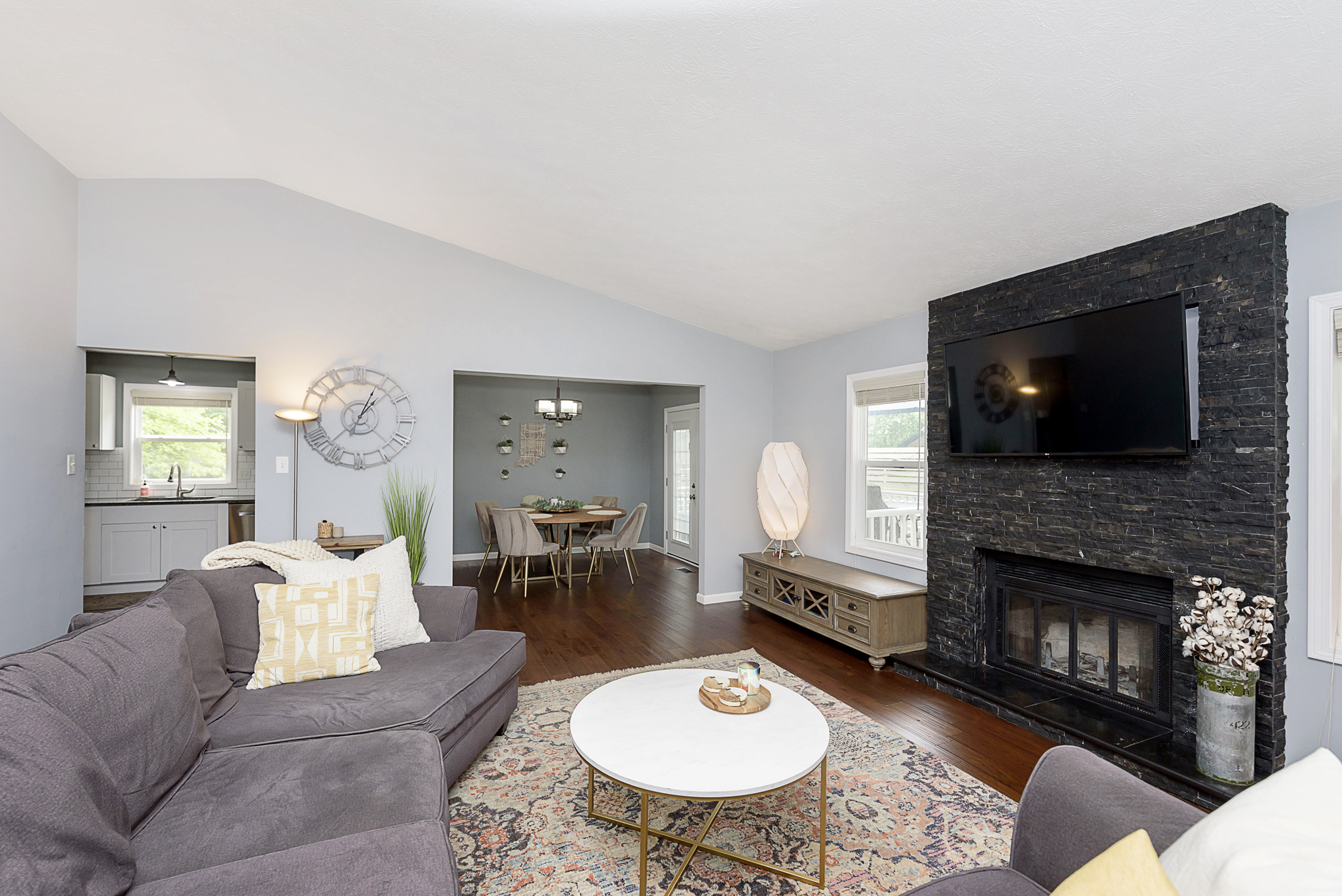 8152 Menlo Ct E Drive