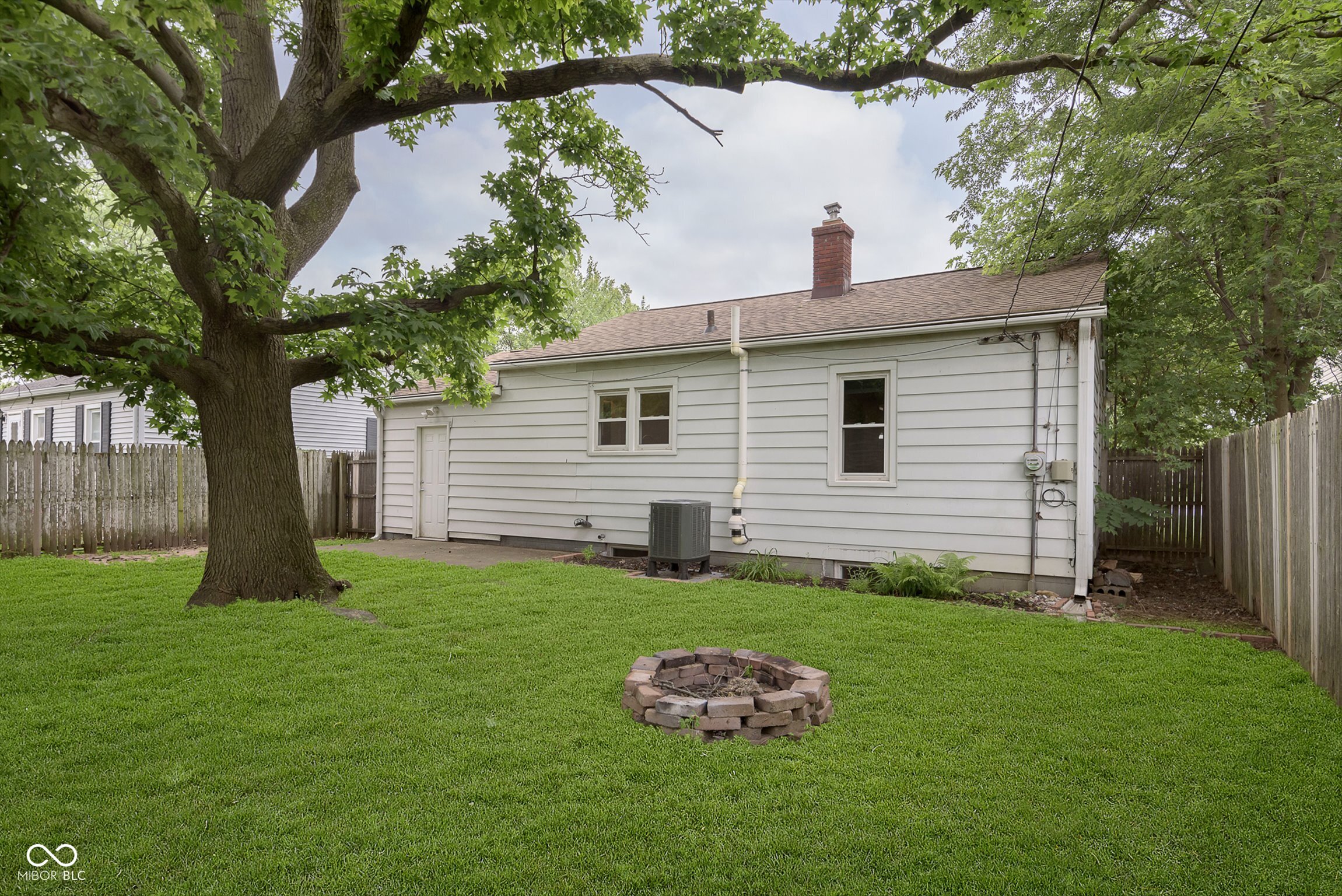 1921 Cunningham Road